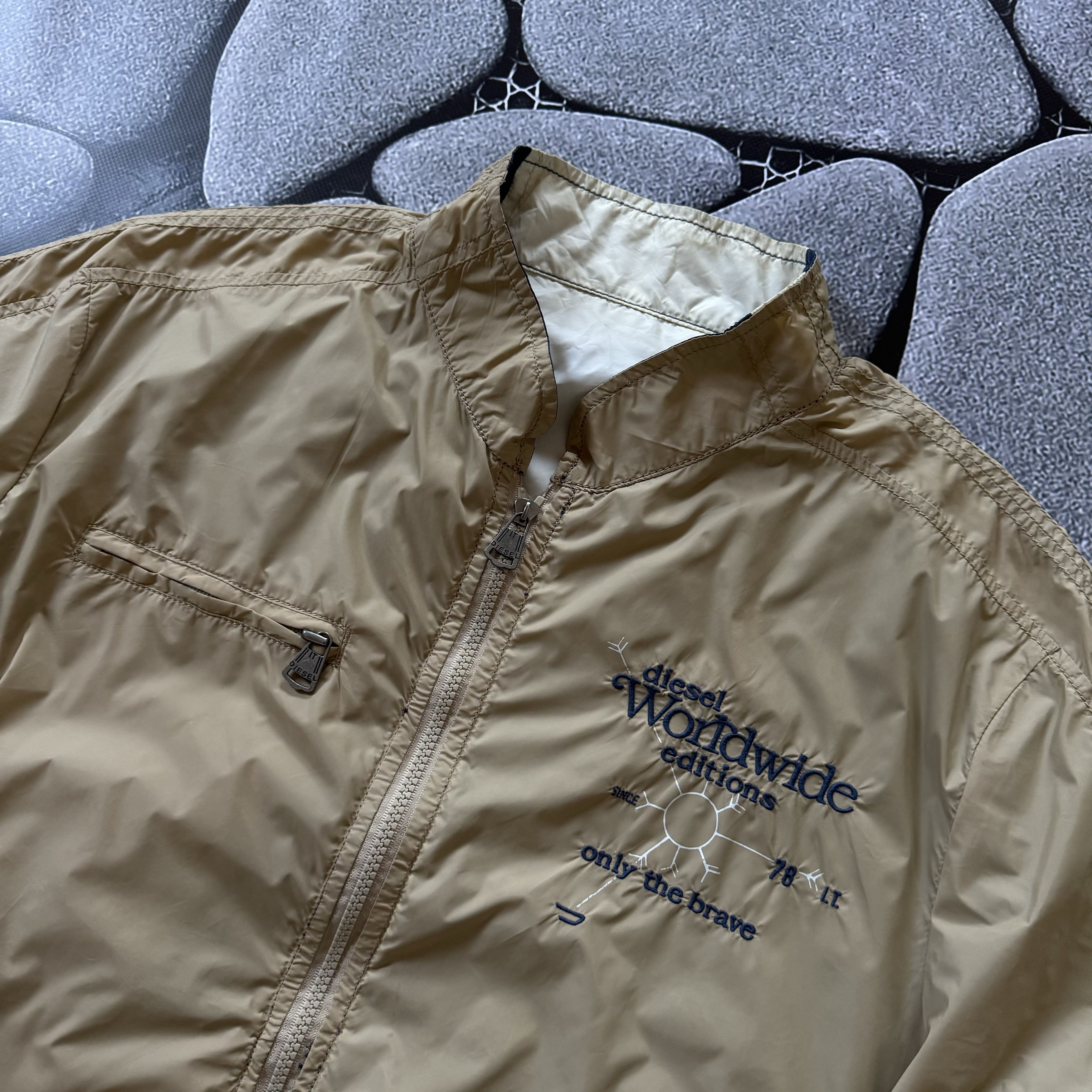 Diesel × Vintage DIESEL GLORIOUS VINTAGE REVERSIBLE ZIP BOMBER JACKET Size US L / EU 52-54 / 3 - 4 Thumbnail