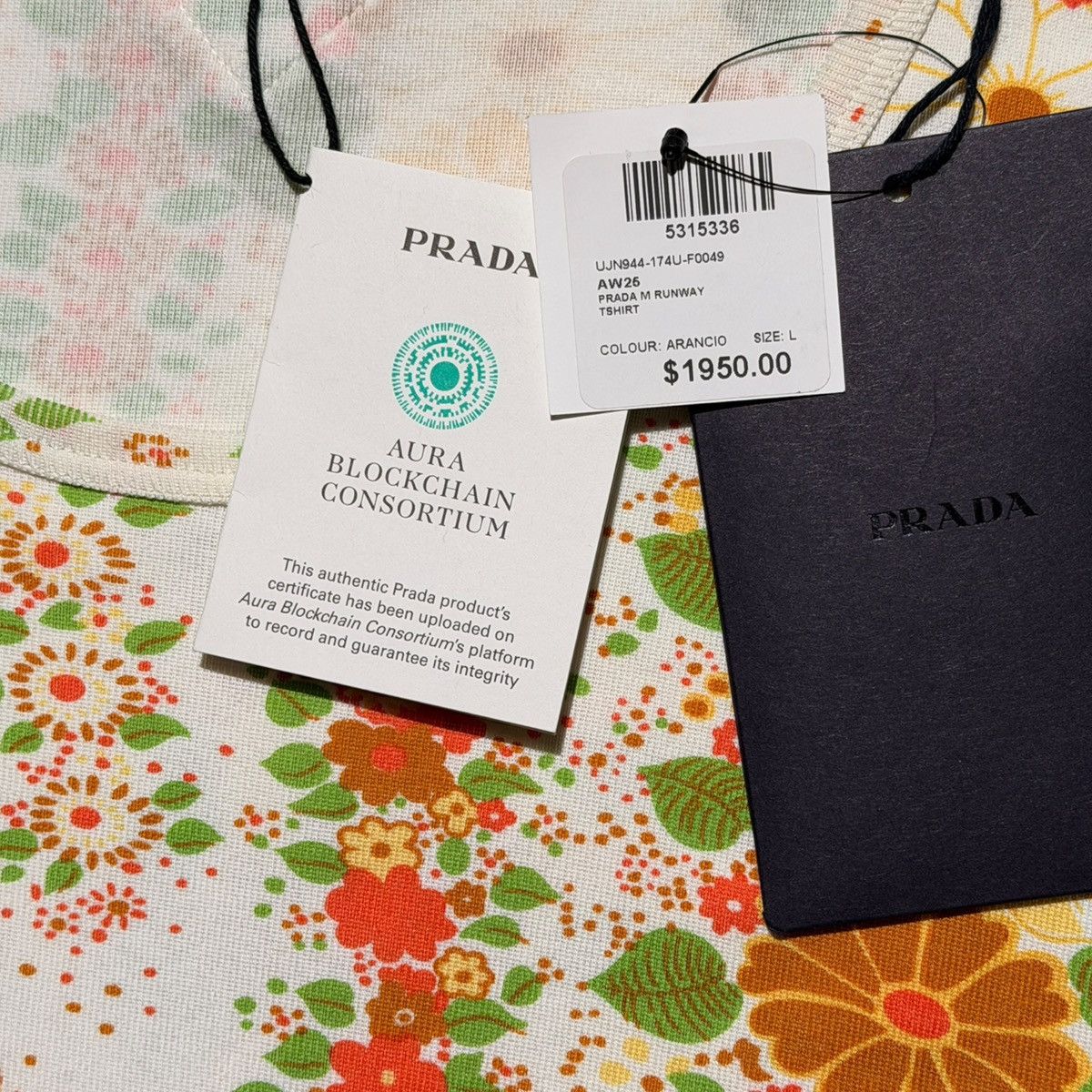 Prada $1,950 FW25 runway floral stretch top Size US L / EU 52-54 / 3 - 2 Thumbnail