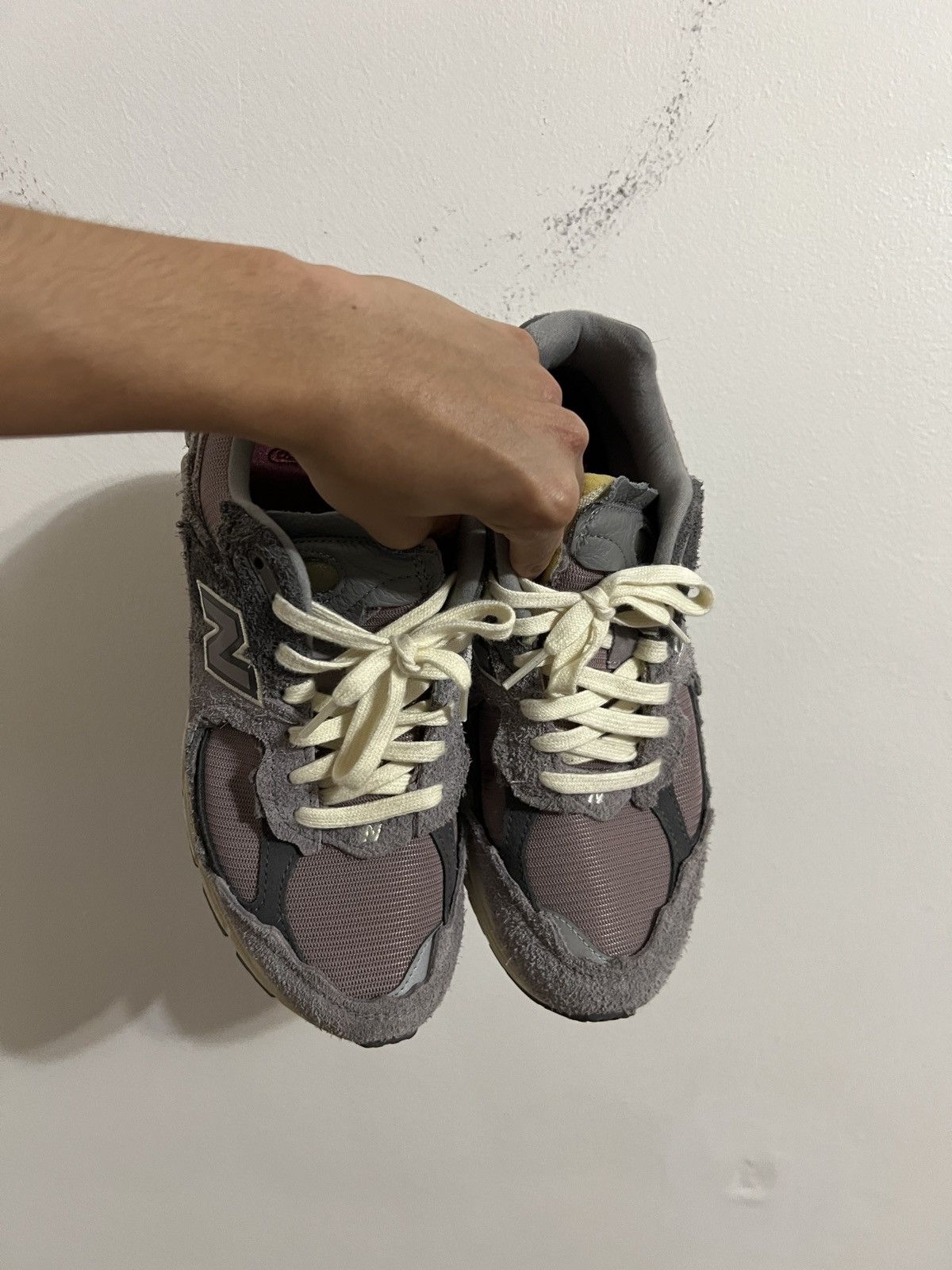 New Balance New Balance 2002 Lunar New Year Size US 8 / EU 41 - 4 Thumbnail