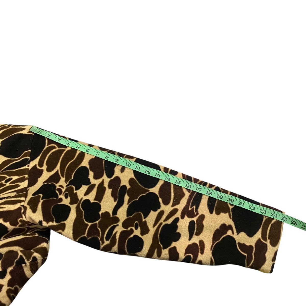 Quiksilver Vintage Quiksilver Duck Camouflage Hoodie Fleece Zipper Size US L / EU 52-54 / 3 - 14 Thumbnail