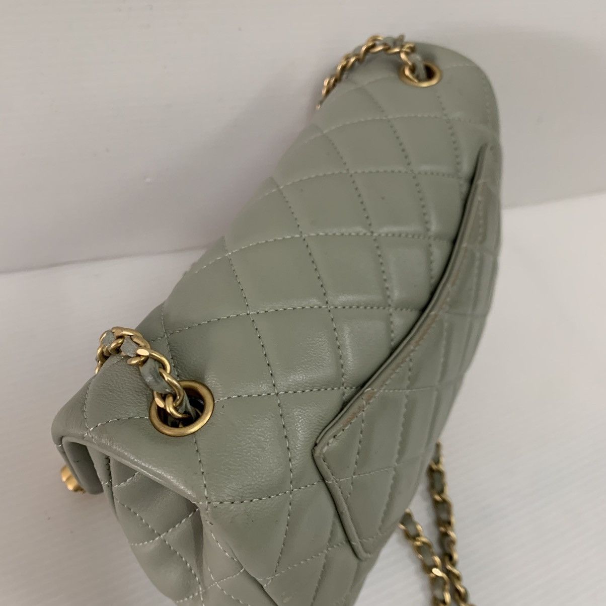 Chanel Chanel Lambskin Quilted Mini Pearl Crush Flap Green Size ONE SIZE - 6 Thumbnail