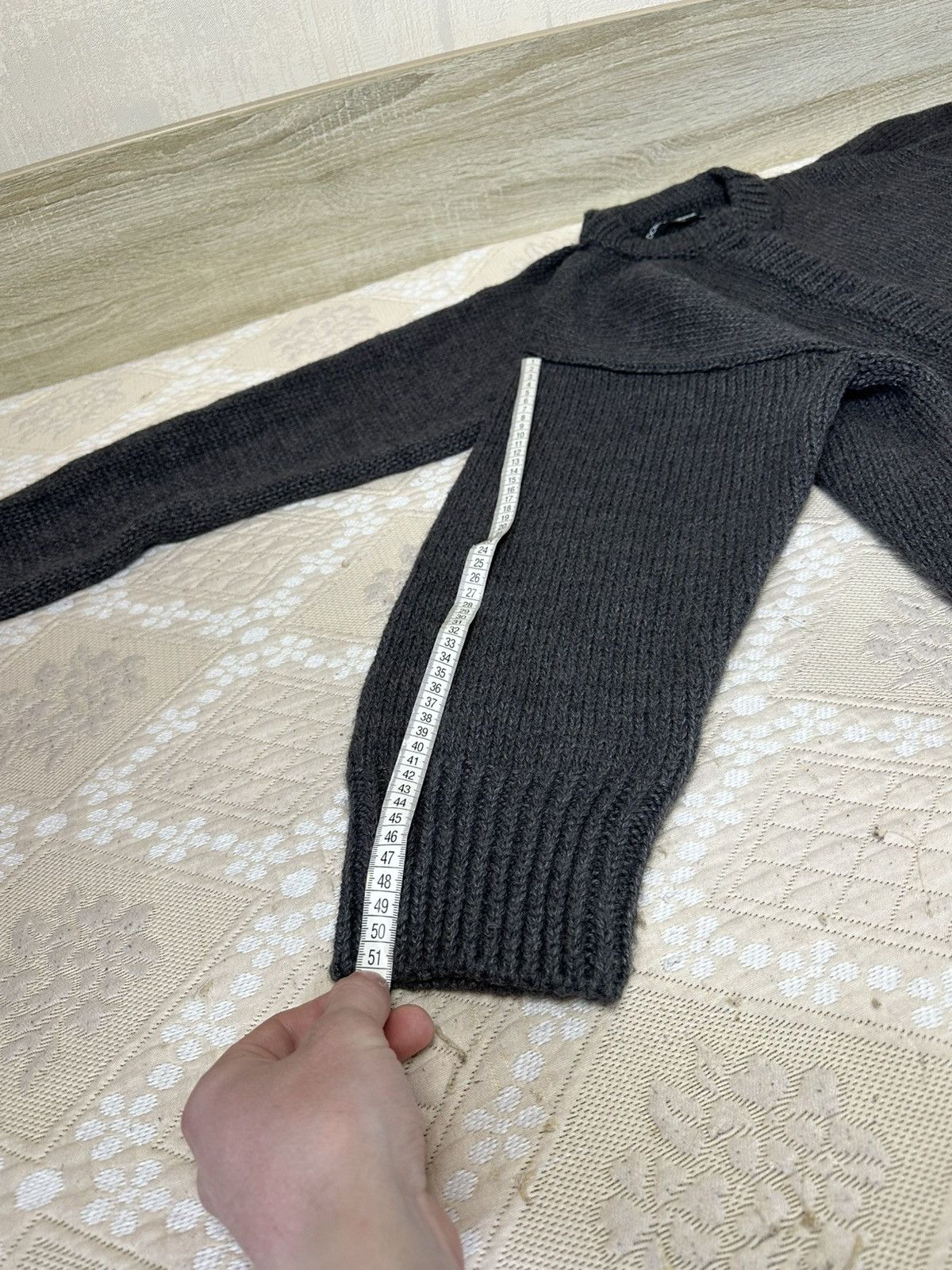 Dolce & Gabbana 🔥 Dolce & Gabbana Alpaca Cardigan with Fox Fur Scarf Sweater Size L / US 10 / IT 46 - 15 Thumbnail