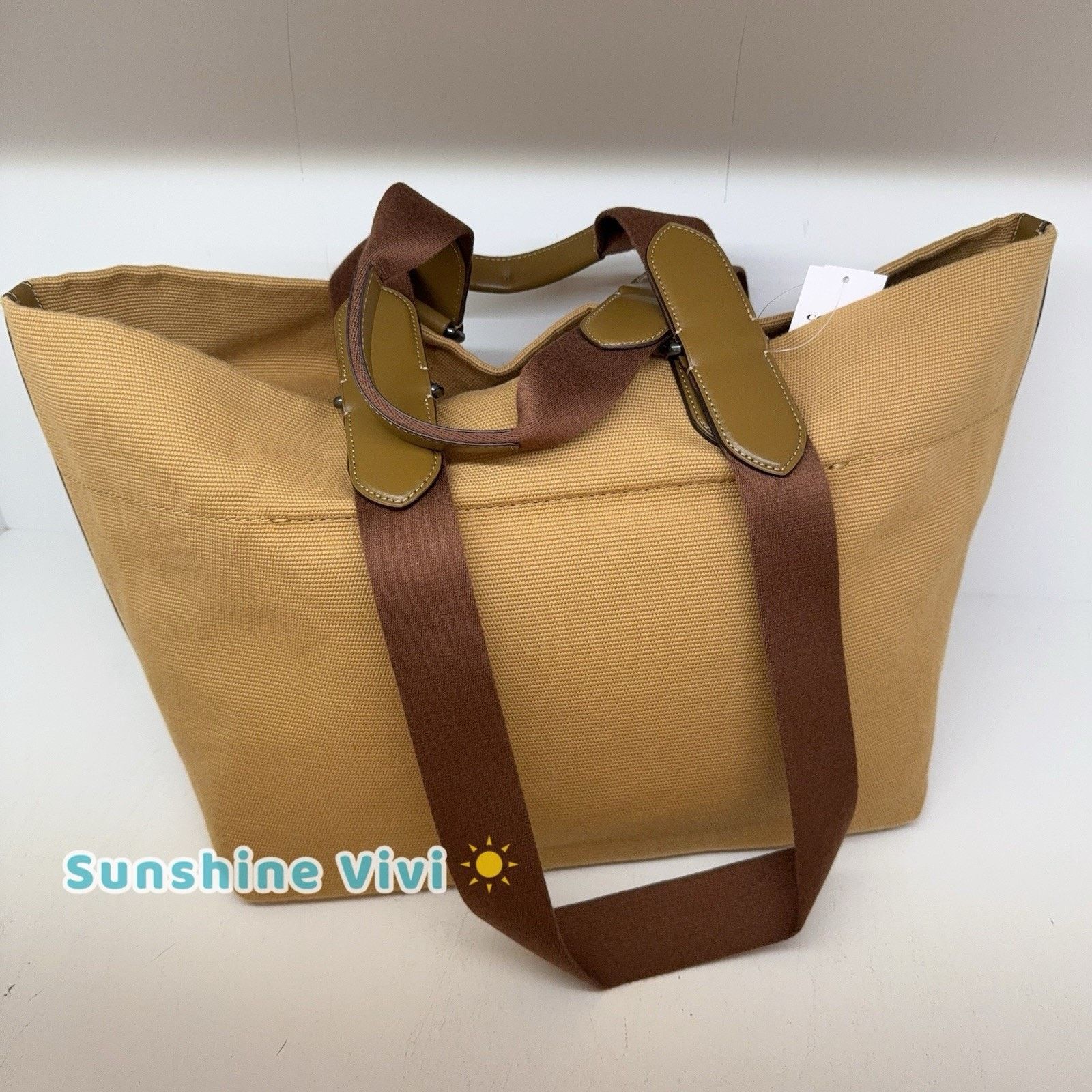 Coach NWT Coach Small Tour Tote Bag CCG39 Gunmetal leather Size ONE SIZE - 4 Thumbnail