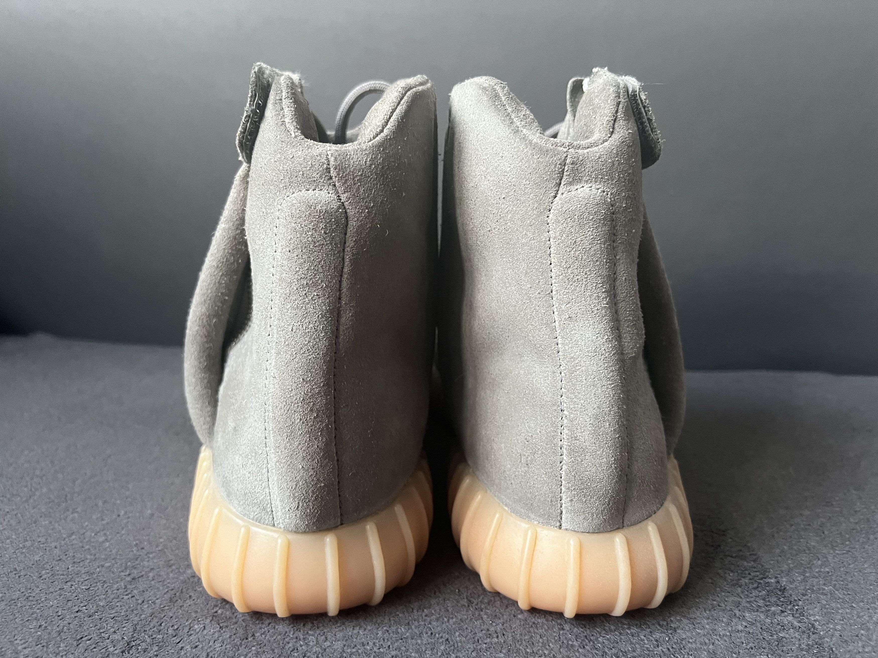 Kanye West Yeezy Boost 750 Light Grey Glow In the Dark mens size 8.5 US Size US 8.5 / EU 41-42 - 7 Thumbnail