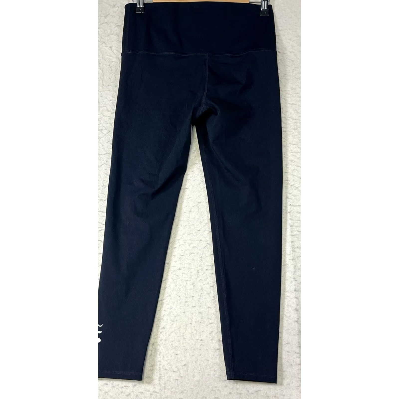Vintage Elastique Athletics Black Compression Crop Leggings US Made Medium Women Size 32" / US 10 / IT 46 - 2 Thumbnail