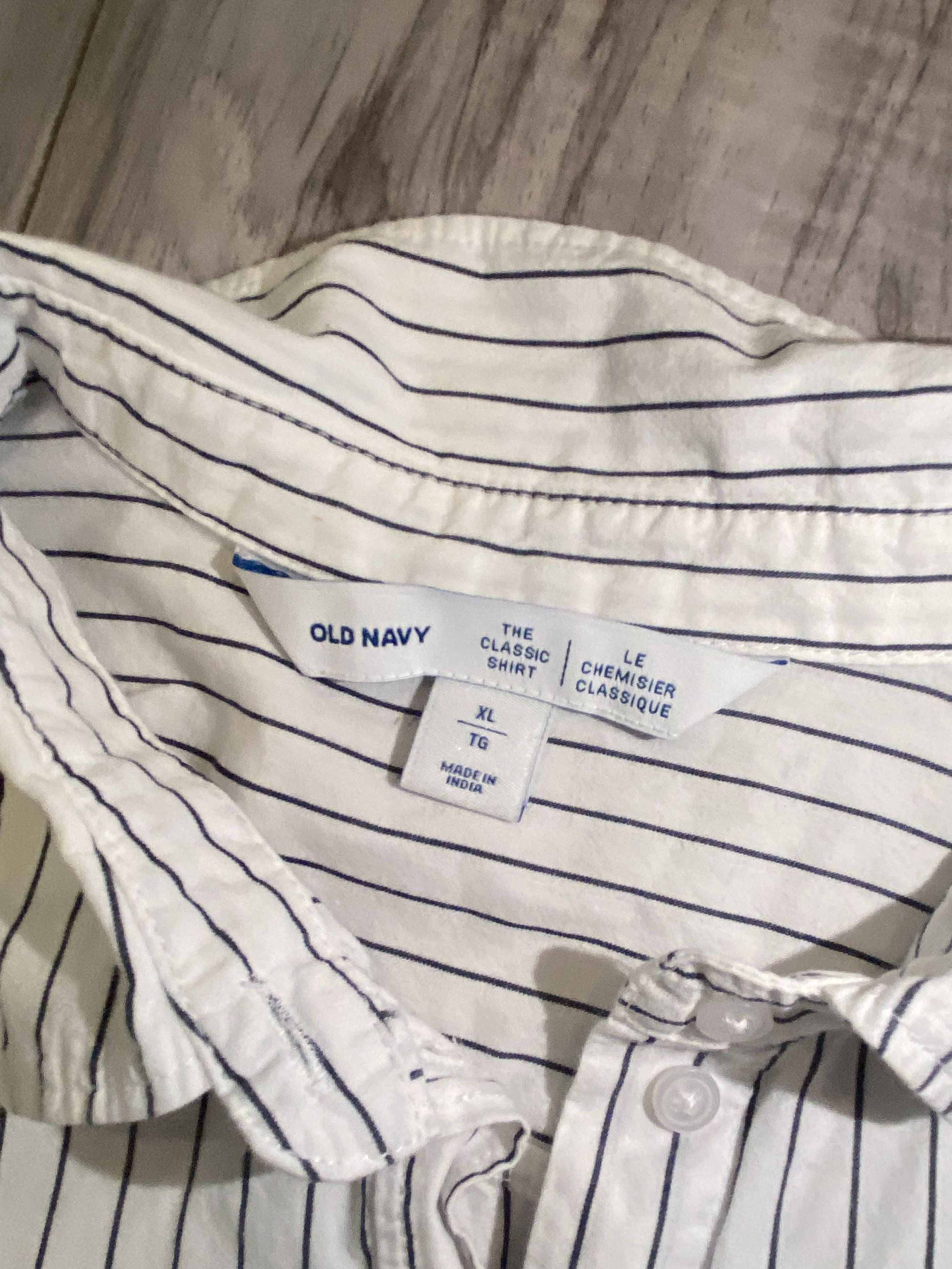 Old Navy LONG SLEEVE STRIPE BUTTON UP Size XL / US 12-14 / IT 48-50 - 4 Thumbnail