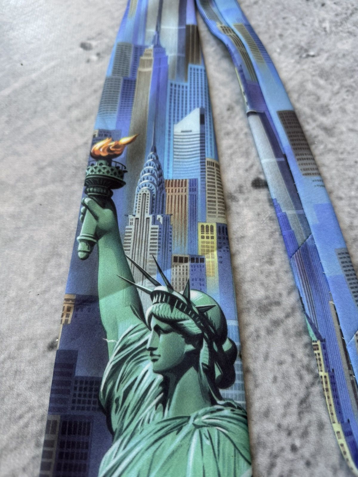 Ralph Marlin × Vintage RARE☄️Ralph Marlin tie NY STATUE of LIBERTY 1995 Vintage Size ONE SIZE - 2 Thumbnail