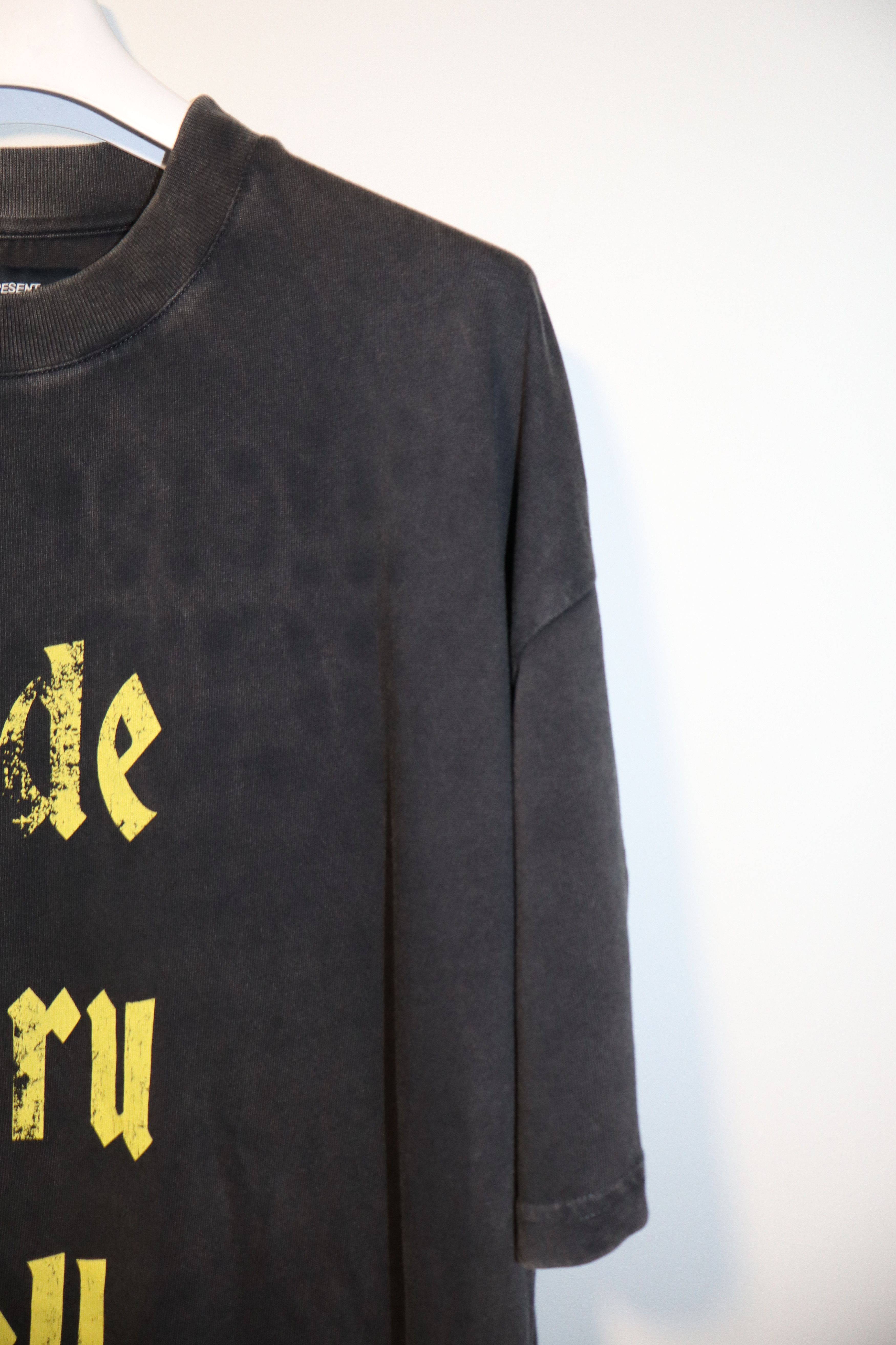 Represent Clo. Ride Thru Hell t-shirt Size US L / EU 52-54 / 3 - 3 Thumbnail