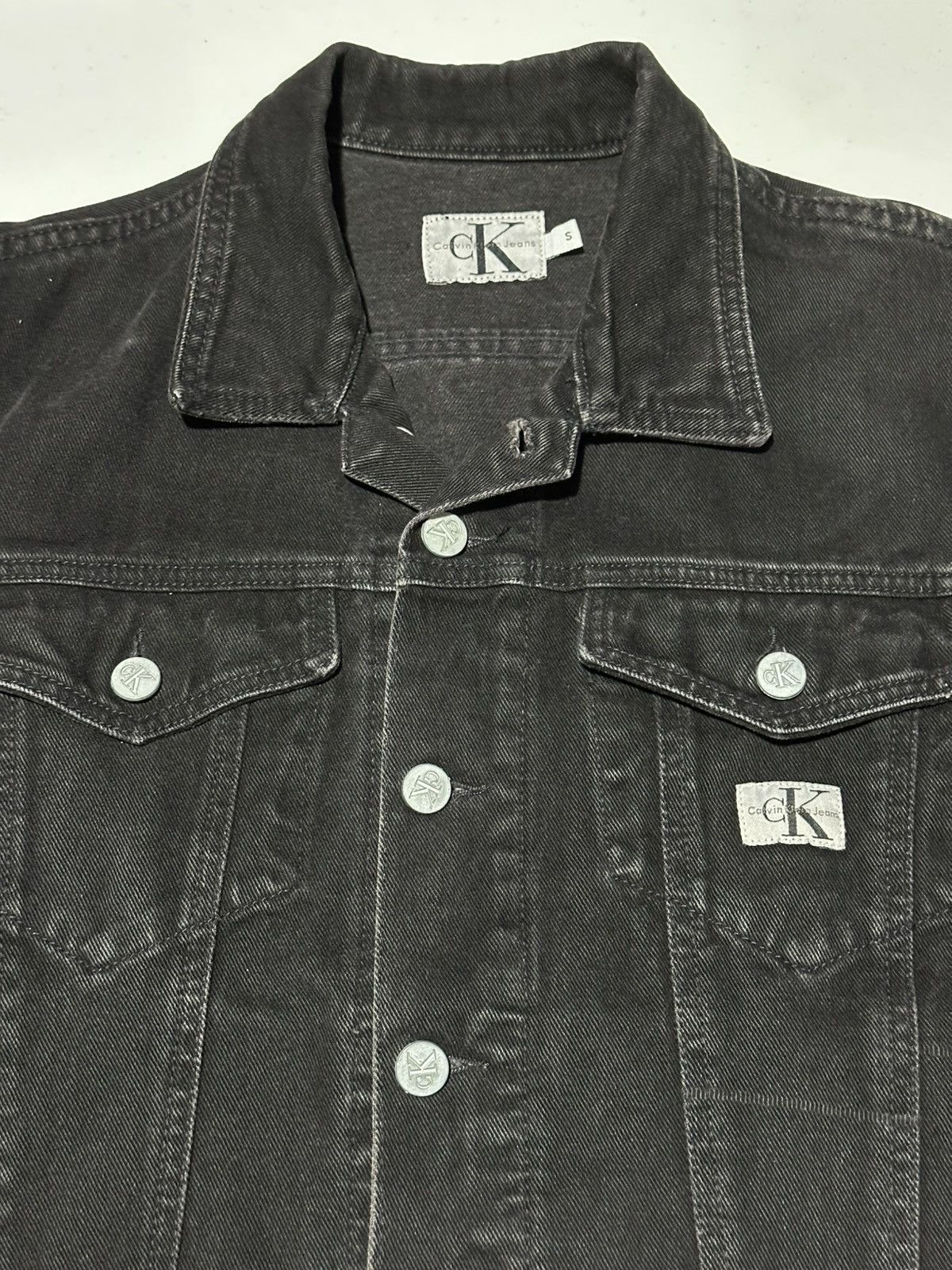 Calvin Klein Vintage Calvin Klein, jeans black denim trucker jacket Size US S / EU 44-46 / 1 - 3 Thumbnail