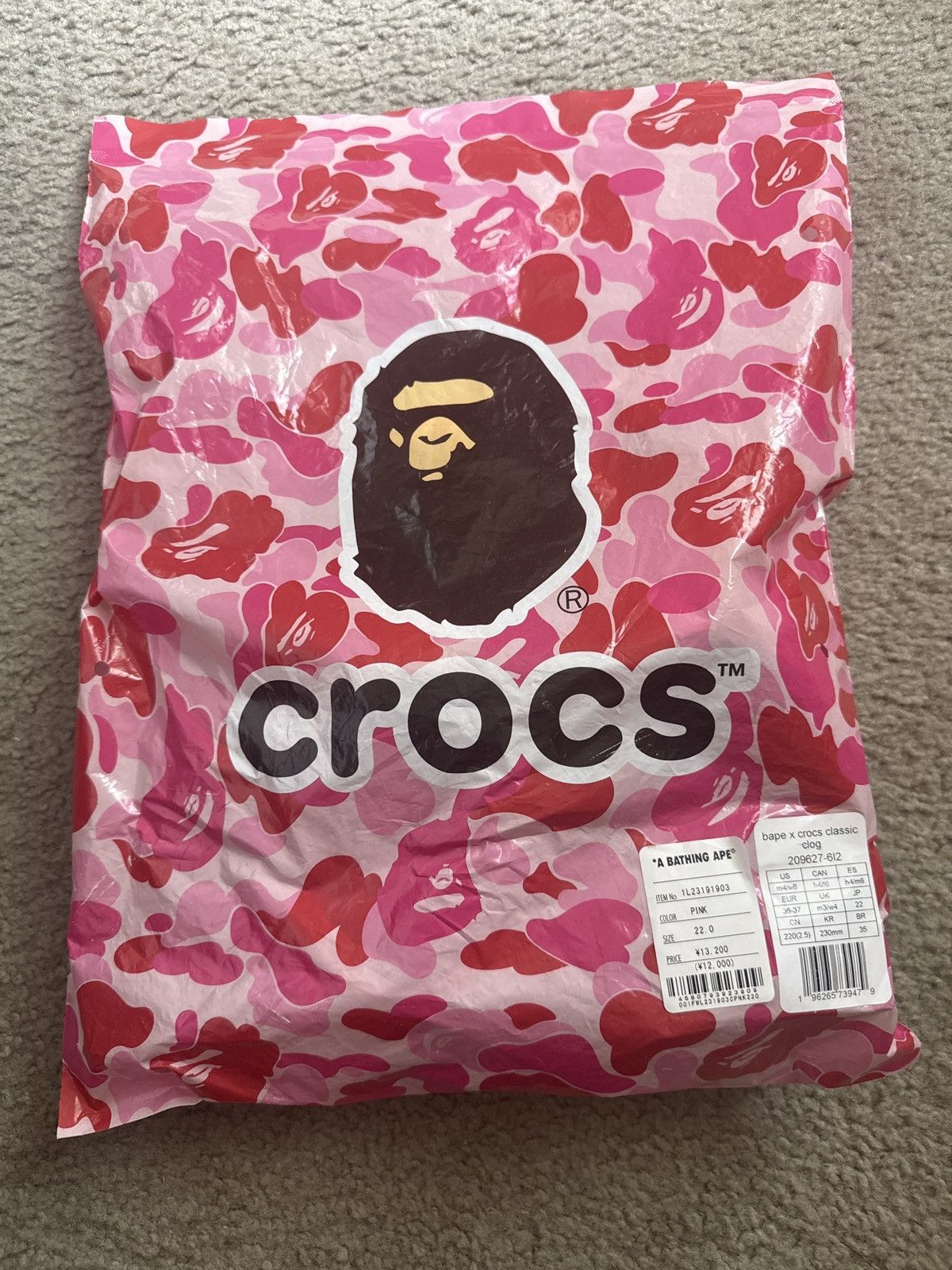 A BATHING APE ABC CAMO HAND TOWEL PINK A BATHING APE ビーチタオル