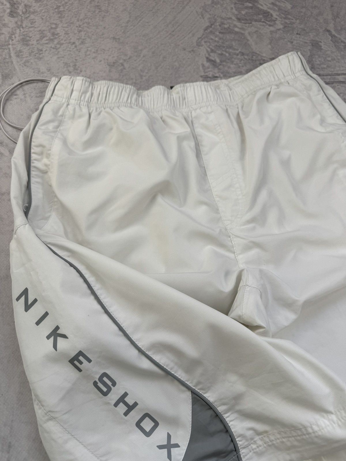 Nike × Vintage NIKE SHOX VINTAGE BASIC LOGO OVERSIZE BAGGY SHORTS Size US 34 / EU 50 - 4 Thumbnail