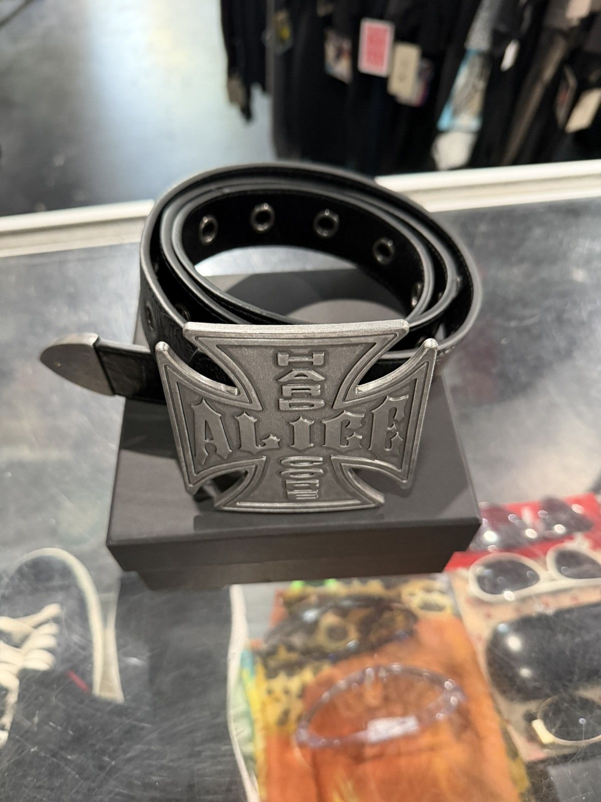 Alice Hollywood Clothing: Curated Shirts, Jeans, Shoes