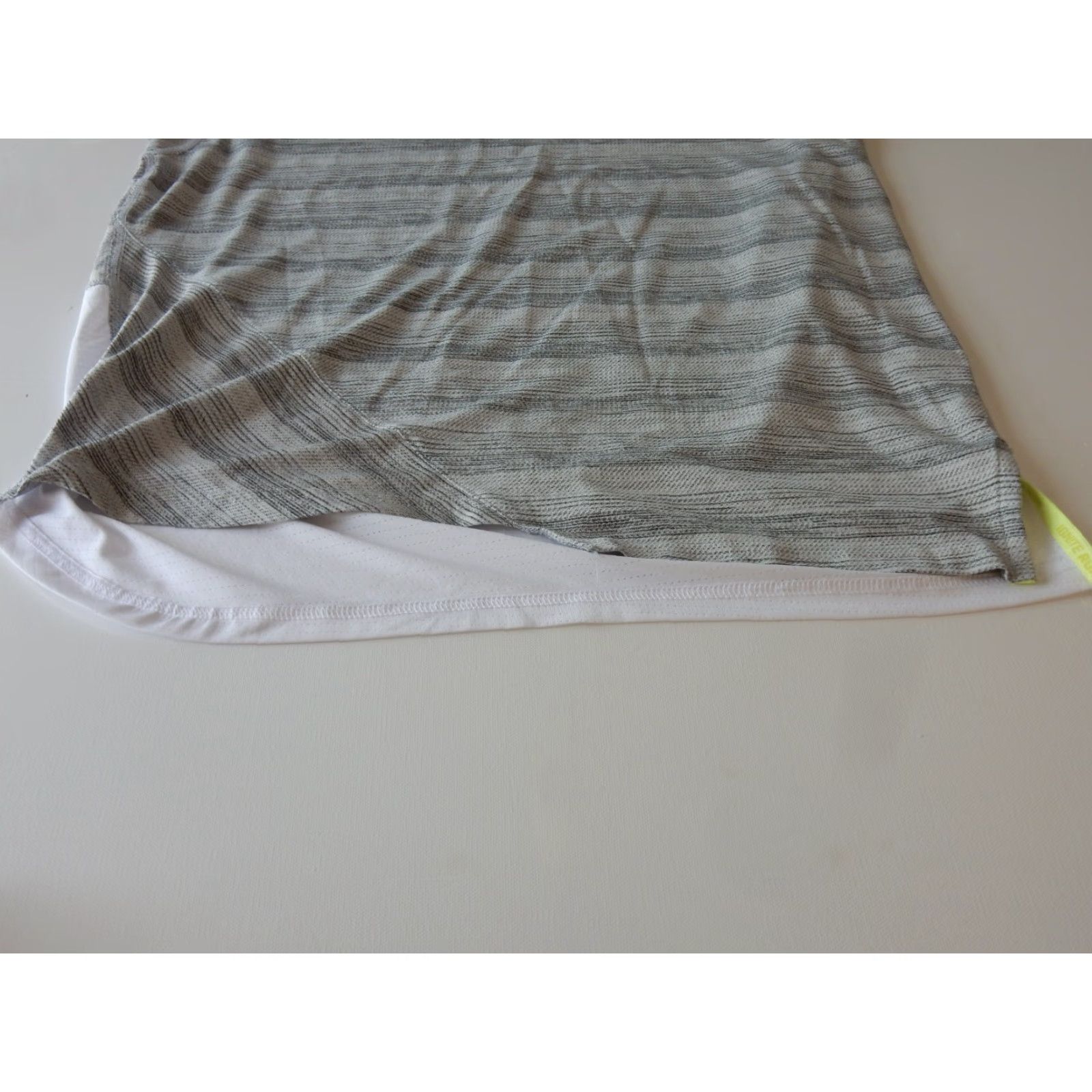 Puma PUMA T Shirt Men M Short Sleeve Activewear Gray Striped Shirt Size US M / EU 48-50 / 2 - 3 Thumbnail