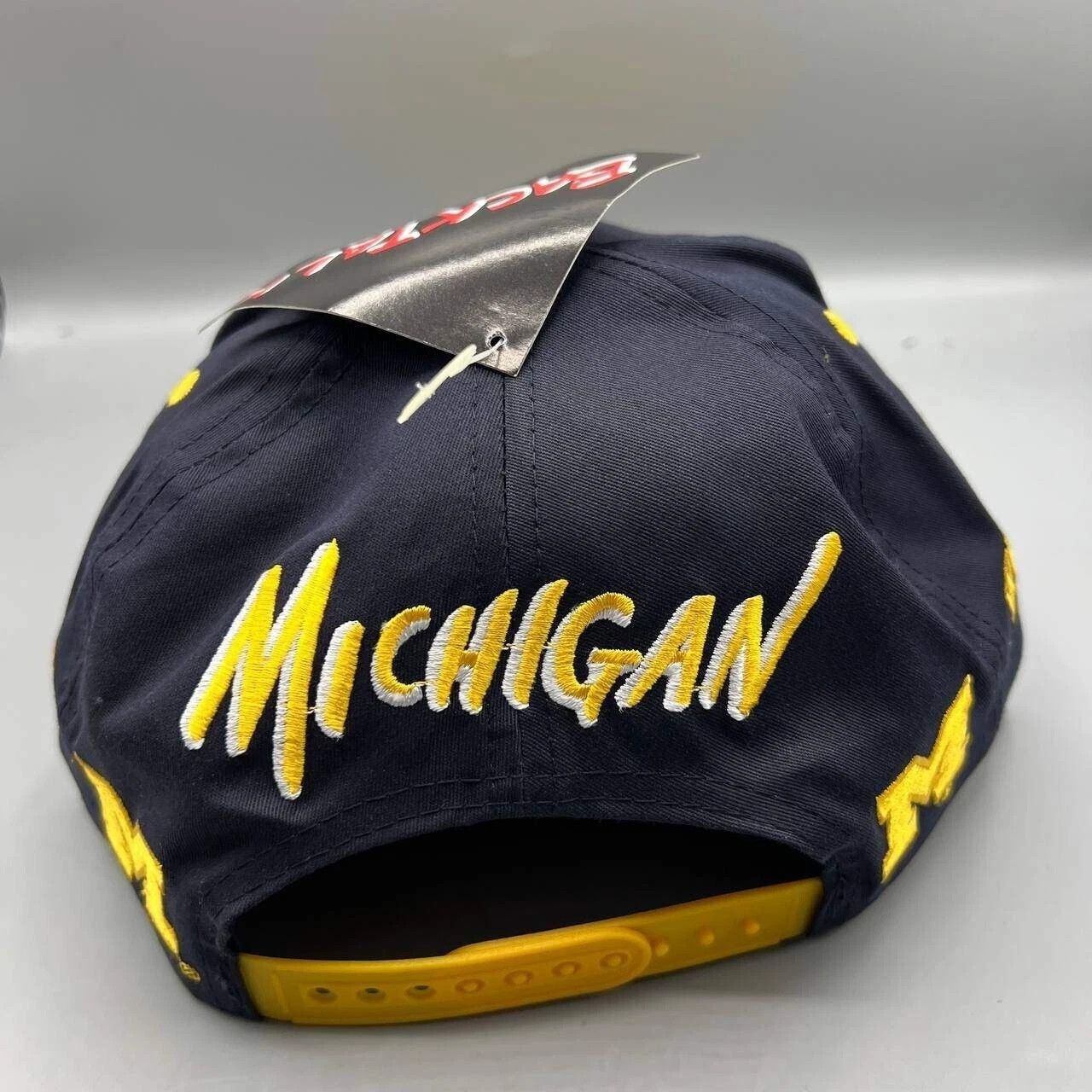 Twins Enterprise Inc. × Vintage Michigan Wolverines Hat Men Twins Enterprise Snap Back Cap Size ONE SIZE - 5 Thumbnail