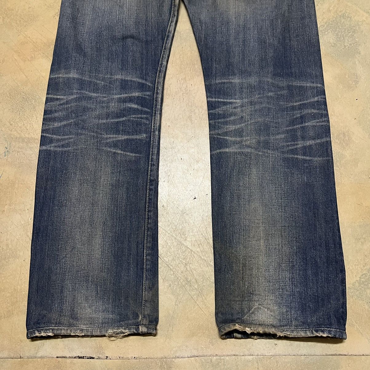 Levi's Vintage Levis Big E Lot 501 Selvedge Distressed Denim Jeans Size US 29 - 19 Thumbnail