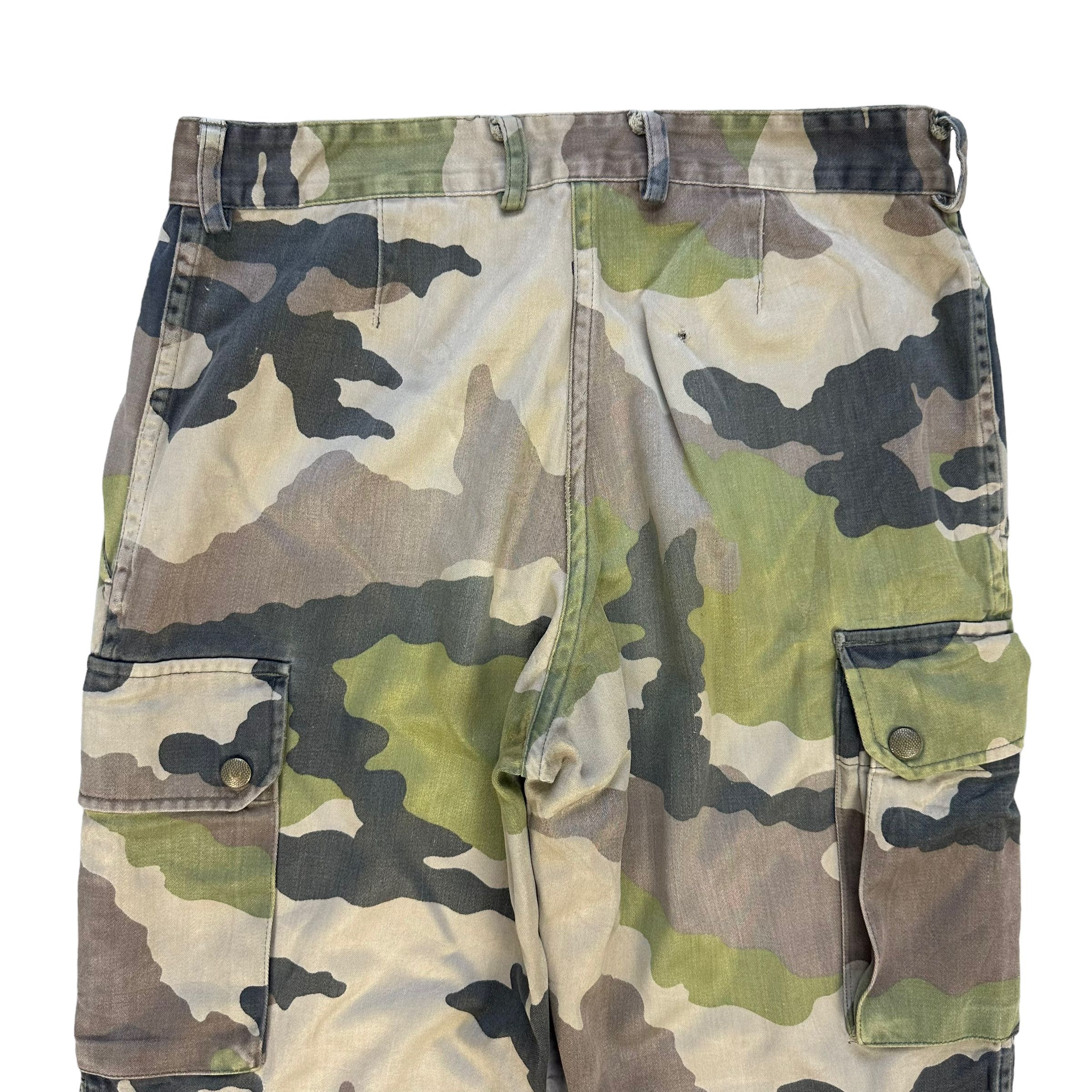 Vintage INDUYCO SA MADRID 1996 CAMO PANT JUMPER #8160-206 Size US 30 / EU 46 - 7 Thumbnail
