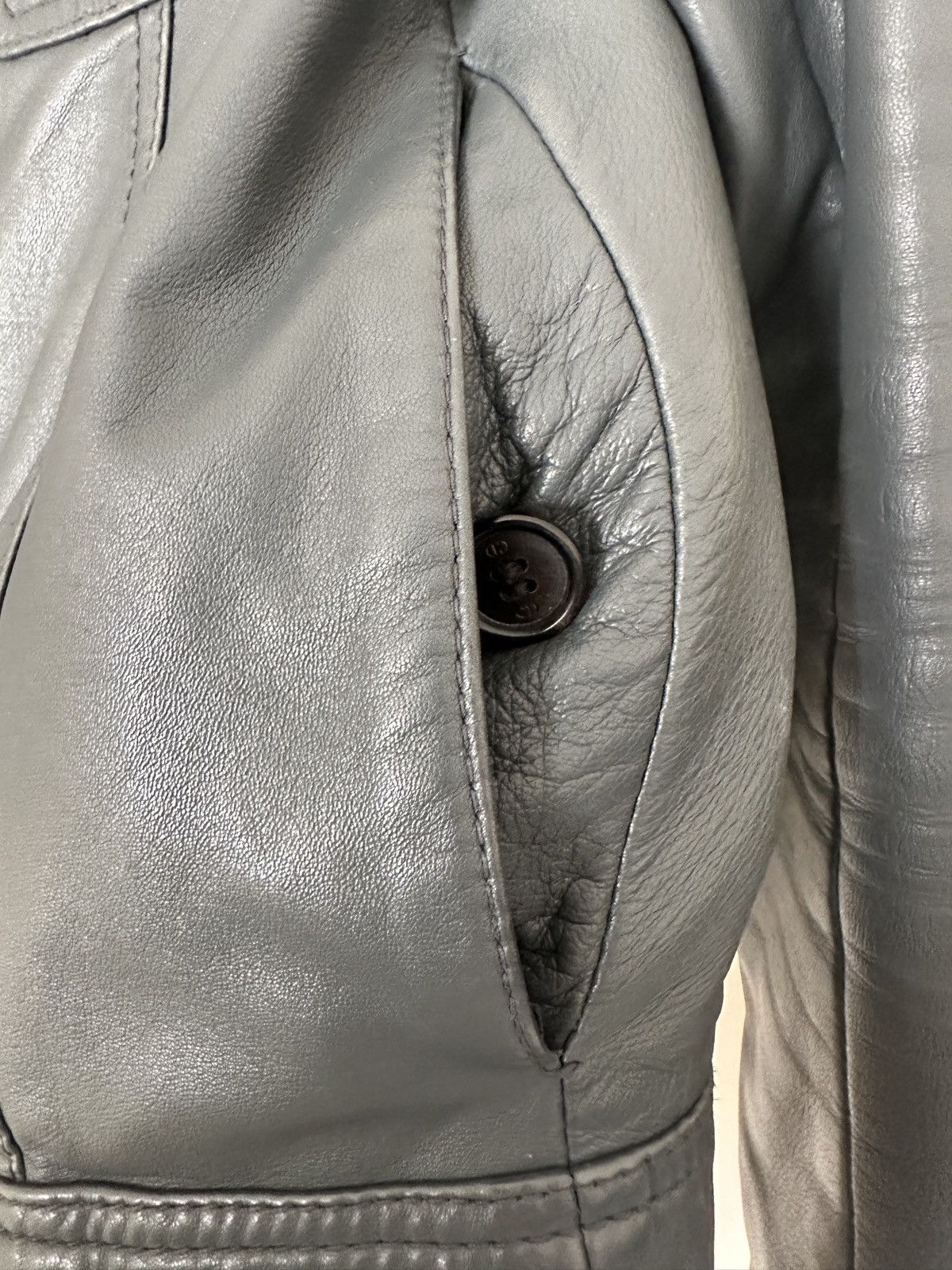 Dior × Hedi Slimane AW06 dior homme cross pocket calfskin leather jacket Size US XS / EU 42 / 0 - 4 Thumbnail