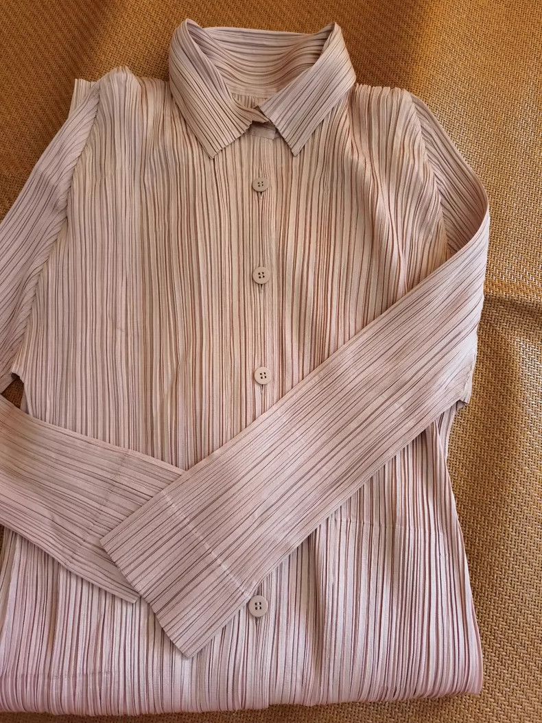 Issey Miyake Issey Miyake size:3 A flesh-pink pleated windbreaker Size XS / US 0-2 / IT 36-38 - 3 Thumbnail