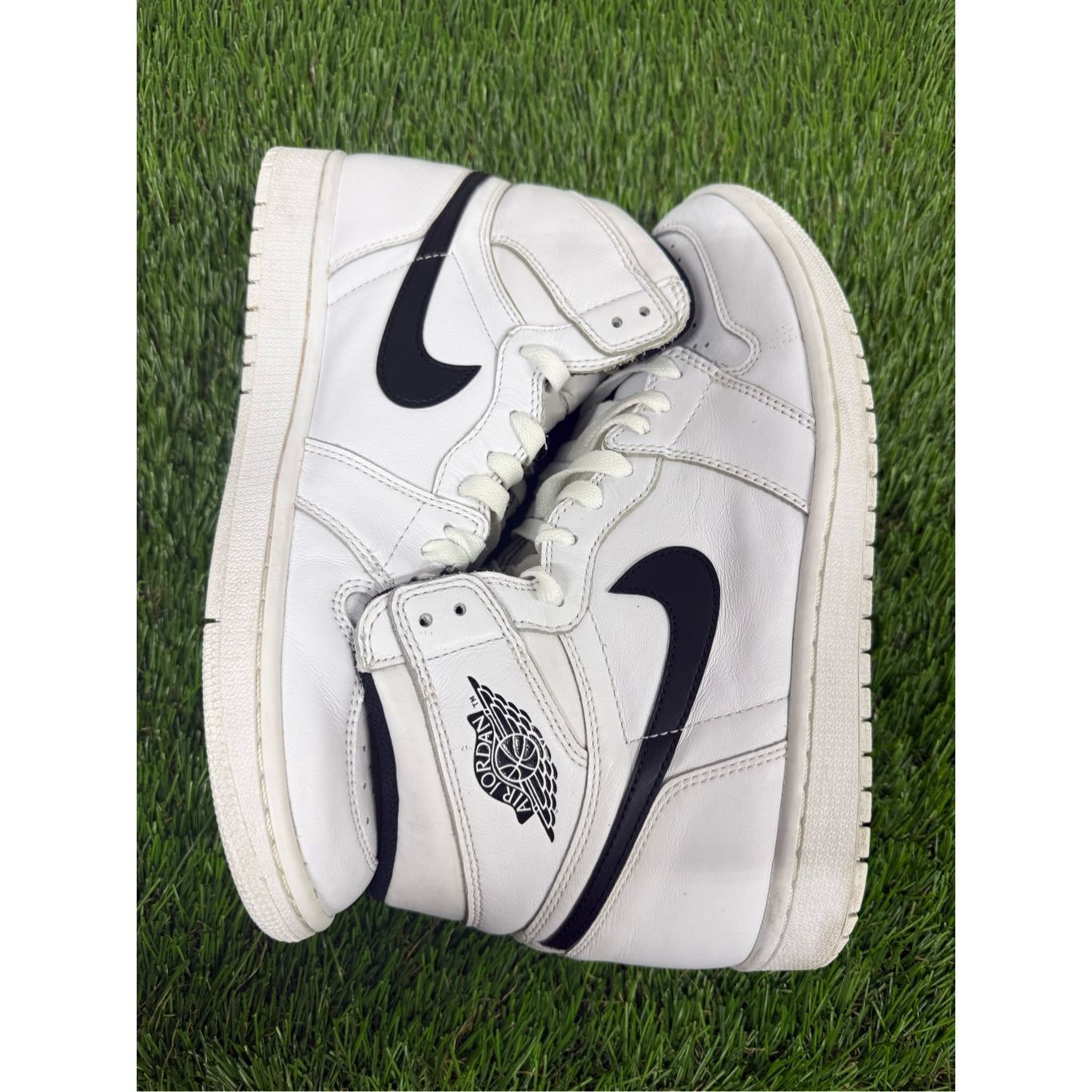 Jordan Brand Size 10 OG all Air Jordan 1 Retro OG Premium High Yin Yang W Size US 10 / EU 43 - 7 Thumbnail