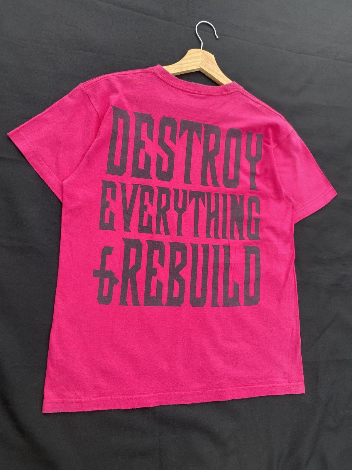 Devilock Rare Japanese Brand Devilock Wording Tshirt Size US S / EU 44-46 / 1 - 10 Thumbnail