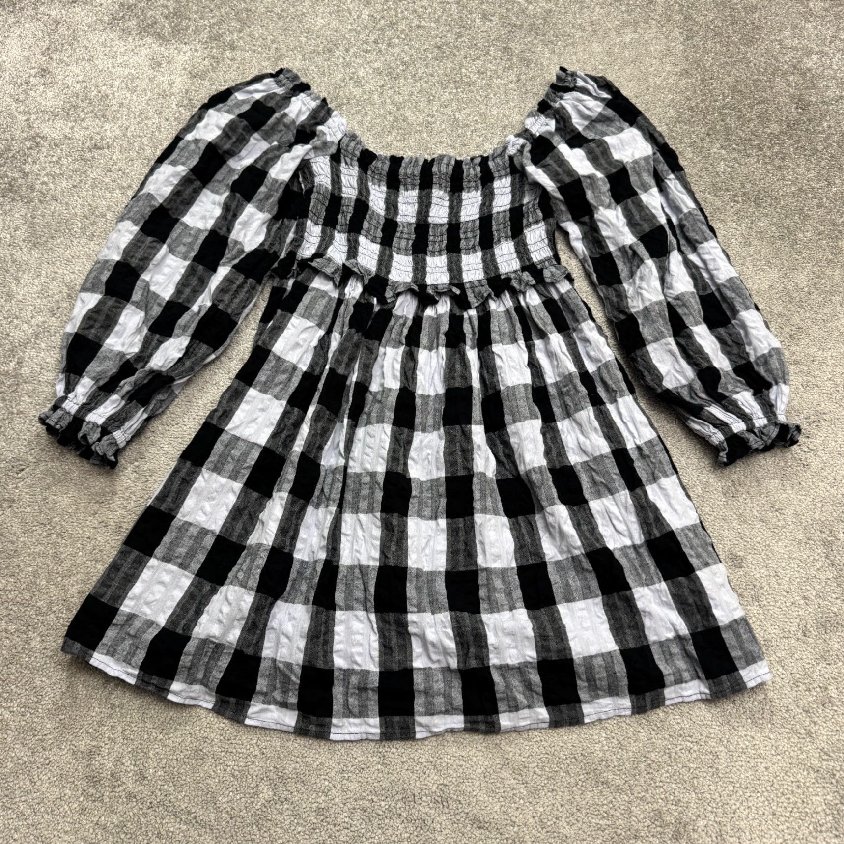 Topshop Topshop Blouse Shirt Womens 6 Black White Plaid Off Shoulder Puff Sleeve Smocked Casual Knit Rayon Cotton Button Pullover Regular Fit Adult Womens Size M / US 6-8 / IT 42-44 - 2 Thumbnail