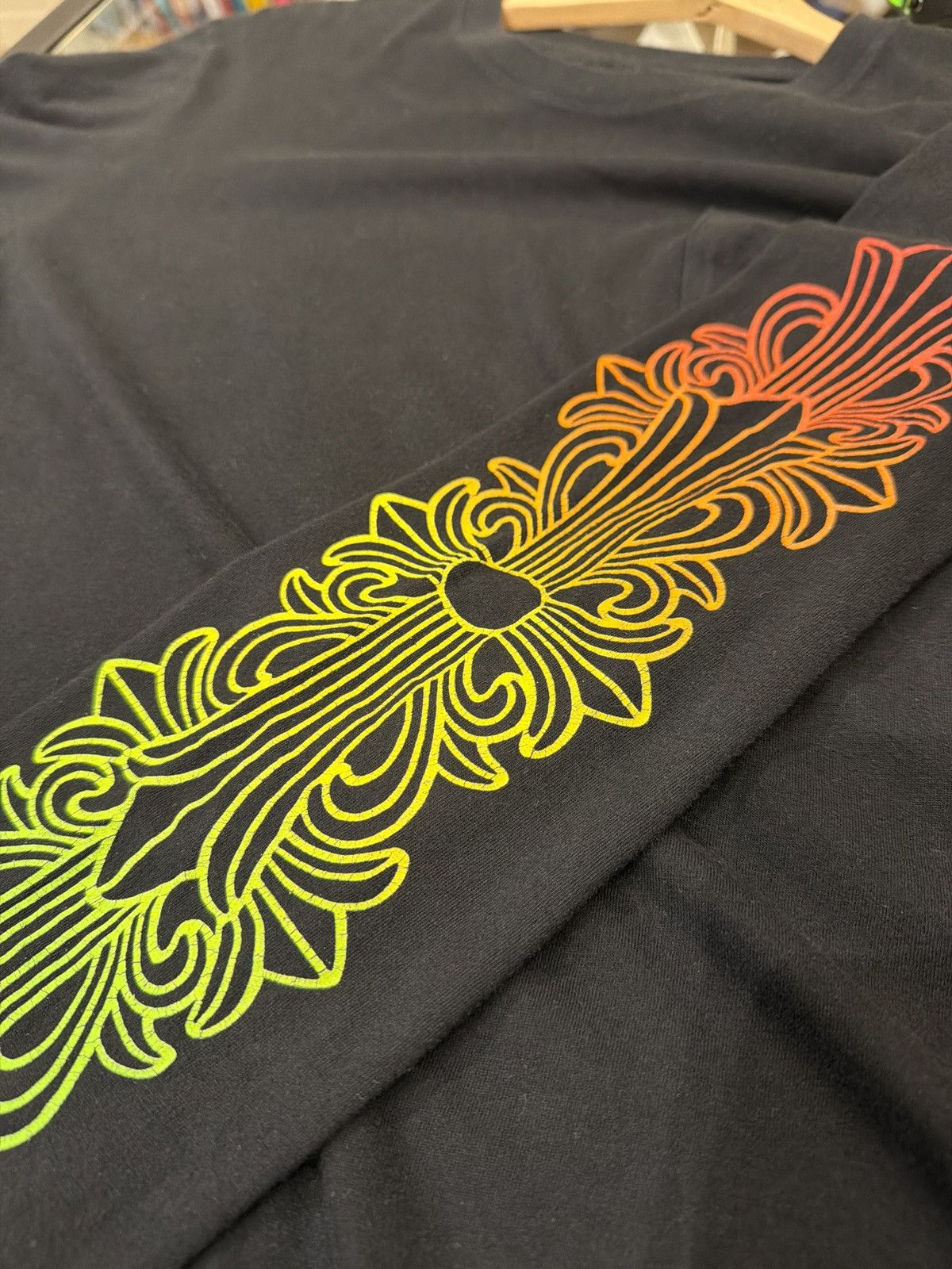 Chrome Hearts Chrome Hearts Gradient Floral LS Shirt Size US M / EU 48-50 / 2 - 3 Thumbnail