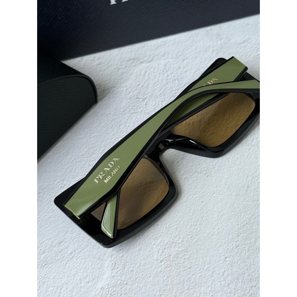 Prada NEW Prada PR D01S Sunglasses in Black Green $390 Size ONE SIZE - 4 Thumbnail