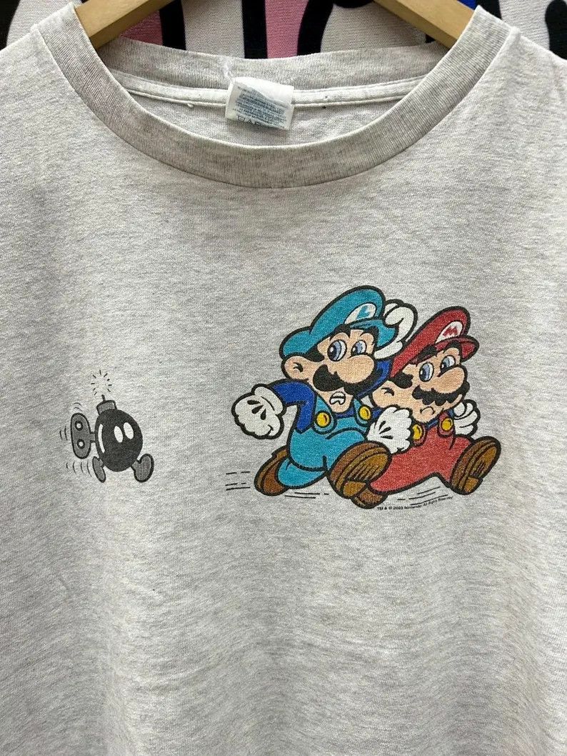 Vintage Vintage 2000s Mario tshirt size S Size US S / EU 44-46 / 1 - 4 Thumbnail