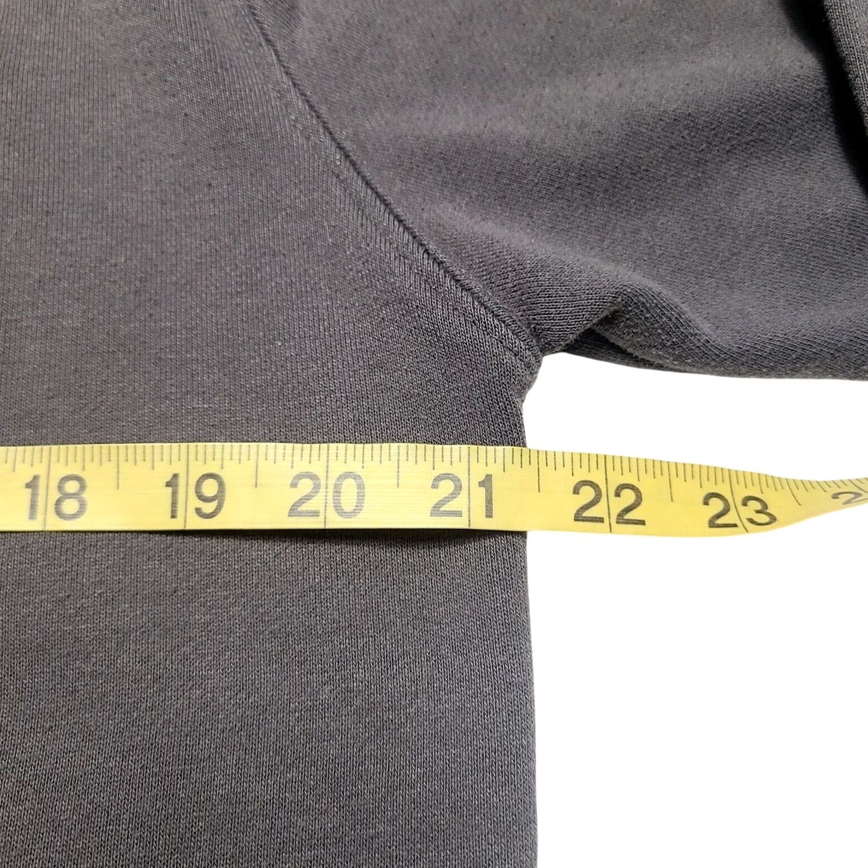 Vintage VINTAGE Stadium CMU Chippewas Hoodie Pullover Long Sleeve Gray Size M Mens Size US M / EU 48-50 / 2 - 6 Thumbnail