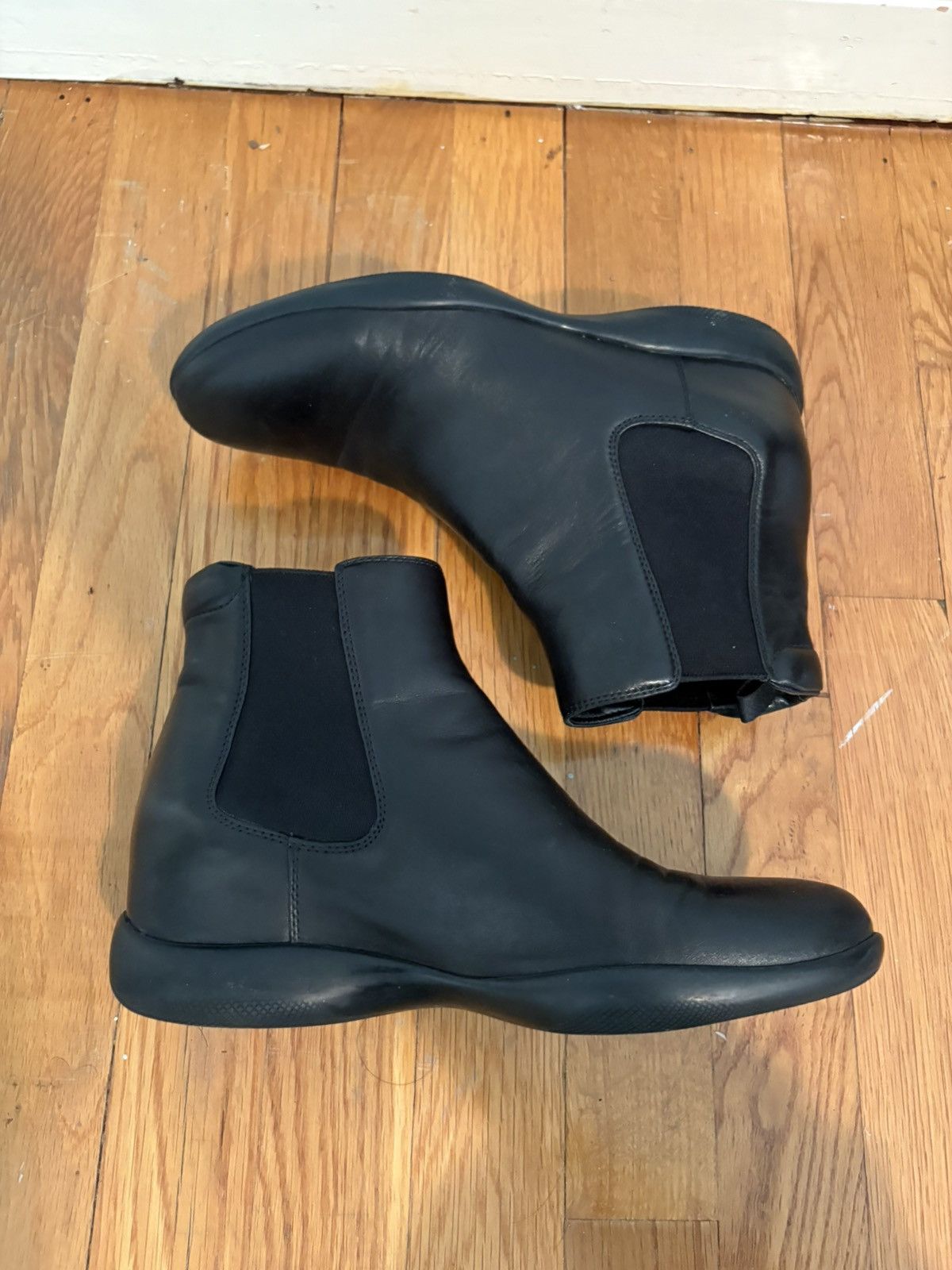Prada Prada Chelsea Boot Size US 8.5 / IT 38.5 - 6 Thumbnail
