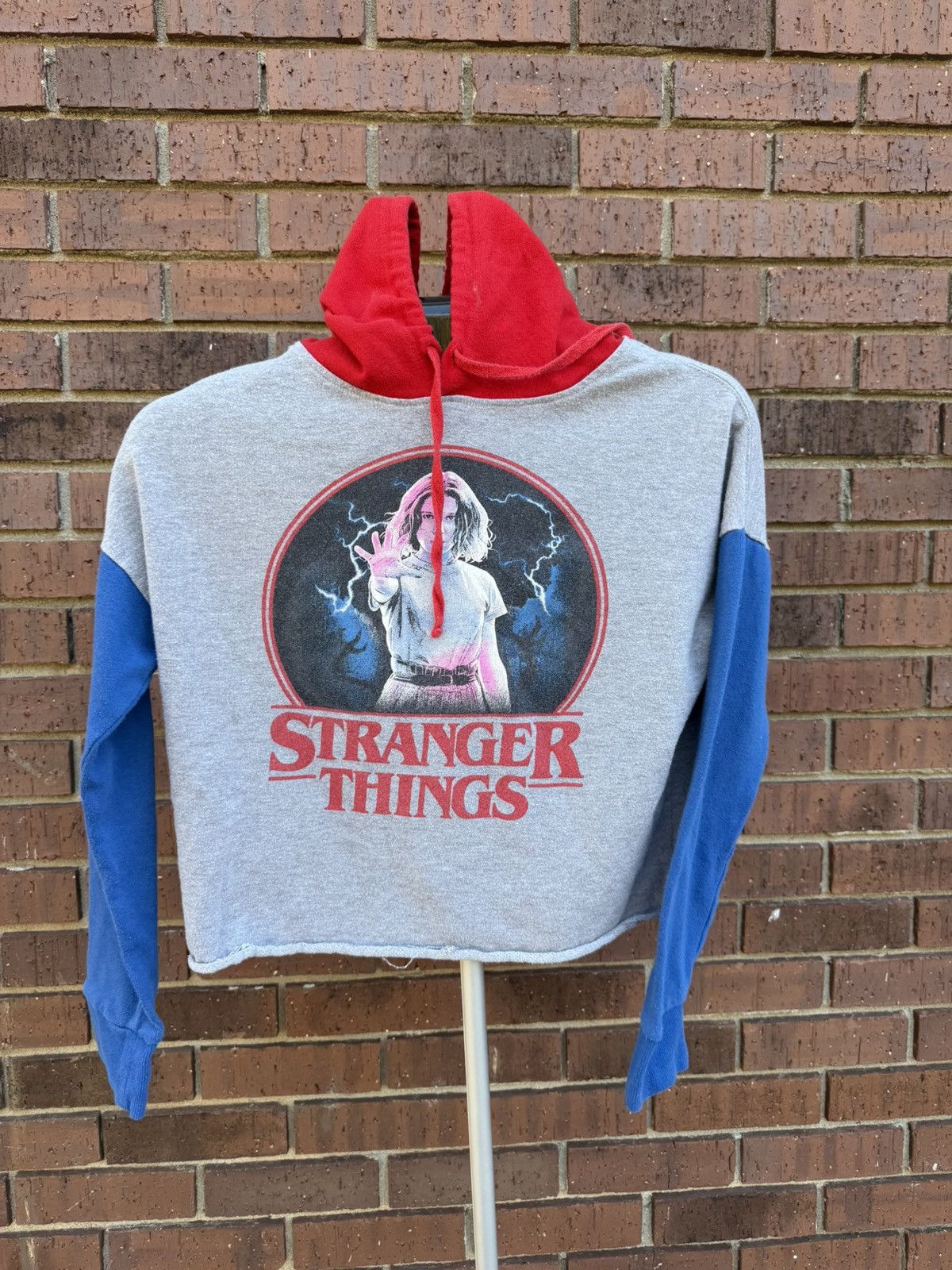 Other Netflix Stranger Things Eleven Graphic Hoodie Cropped Size S / US 4 / IT 40 - 4 Thumbnail