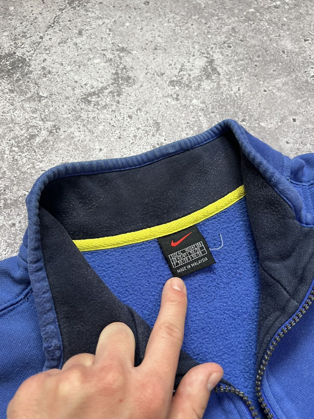 Vintage Vintage 90s Nike Sweatshirt 1/4 Zip Blue Size US XL / EU 56 / 4 - 11 Thumbnail