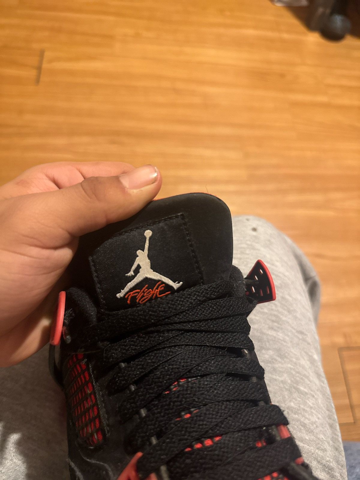 Jordan Brand Jodran 4 red thunders Size US 7 / EU 40 - 8 Thumbnail