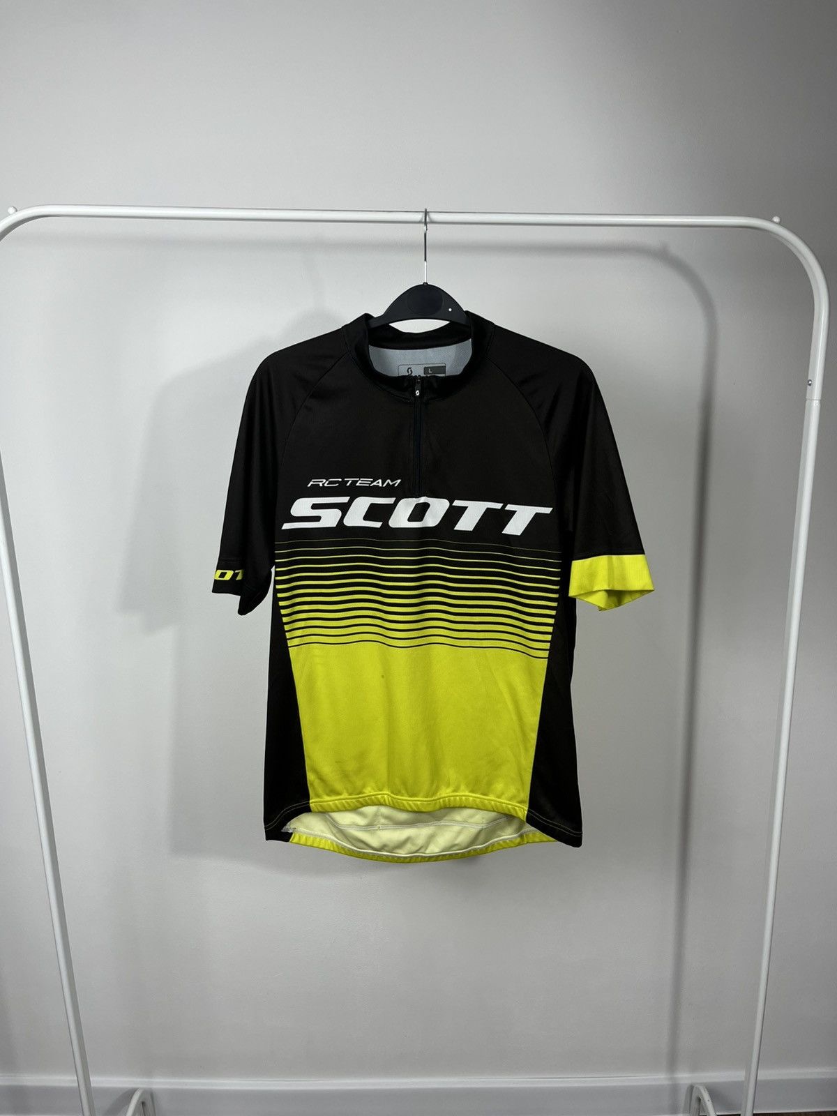 Other Scott RC Team Cycling Jersey Short Sleeve Black Yellow L Size US L / EU 52-54 / 3 - 1 Thumbnail