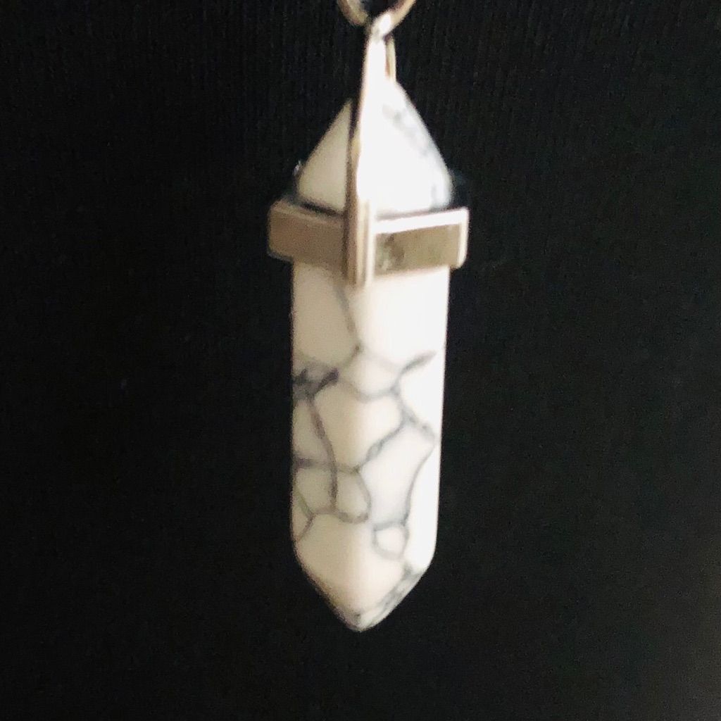 Vintage Genuine Howlite Sun Pendant Necklace Silver Memory Aid Size ONE SIZE - 2 Thumbnail