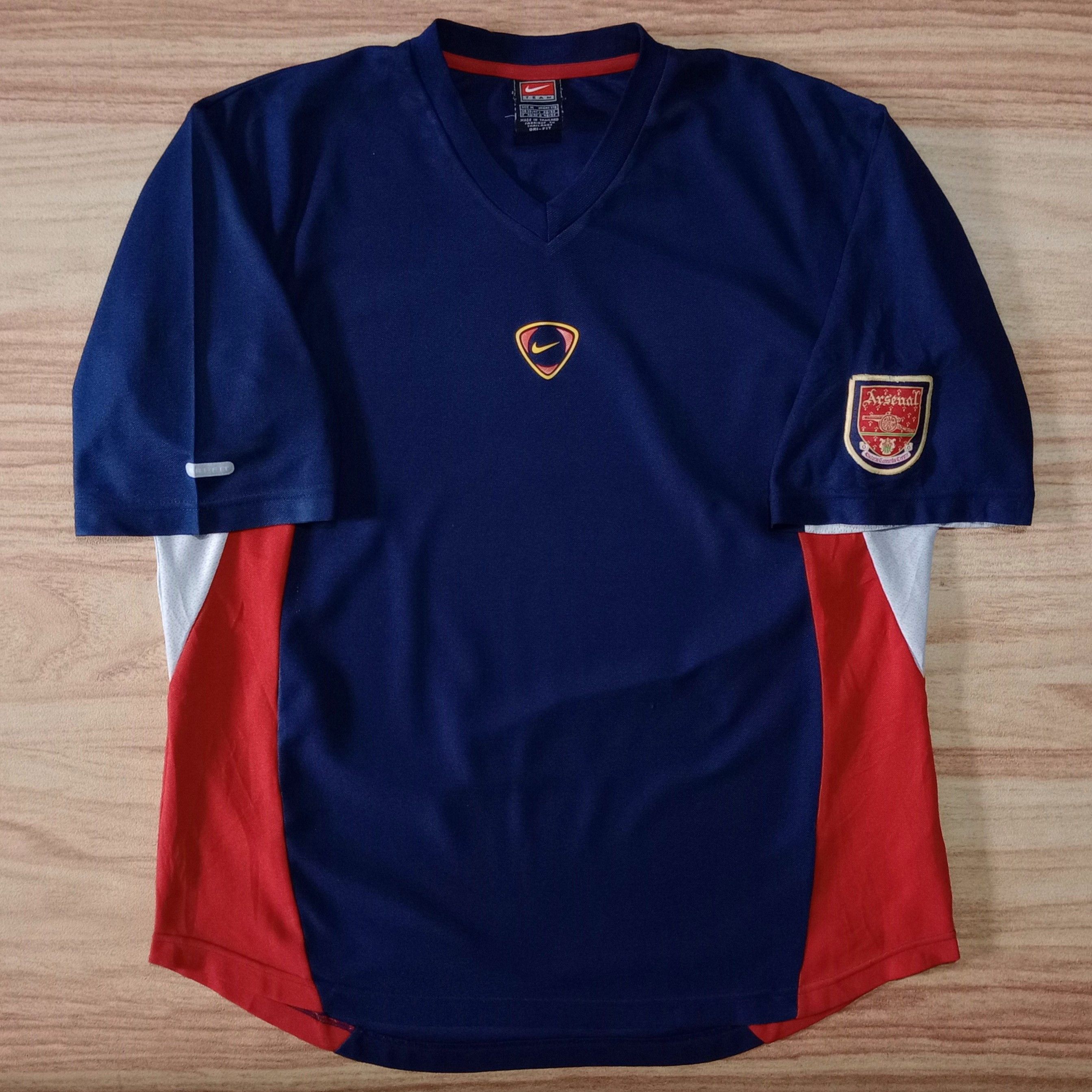Nike Arsenal 2000-2001 Training Jersey Size US M / EU 48-50 / 2 - 1 Thumbnail