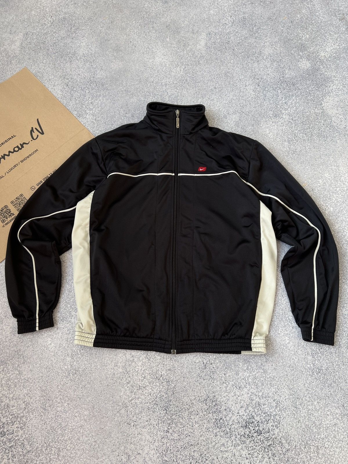 Nike × Vintage Vintage 90s Nike Zip Sweatshirt Size US L / EU 52-54 / 3 - 3 Thumbnail