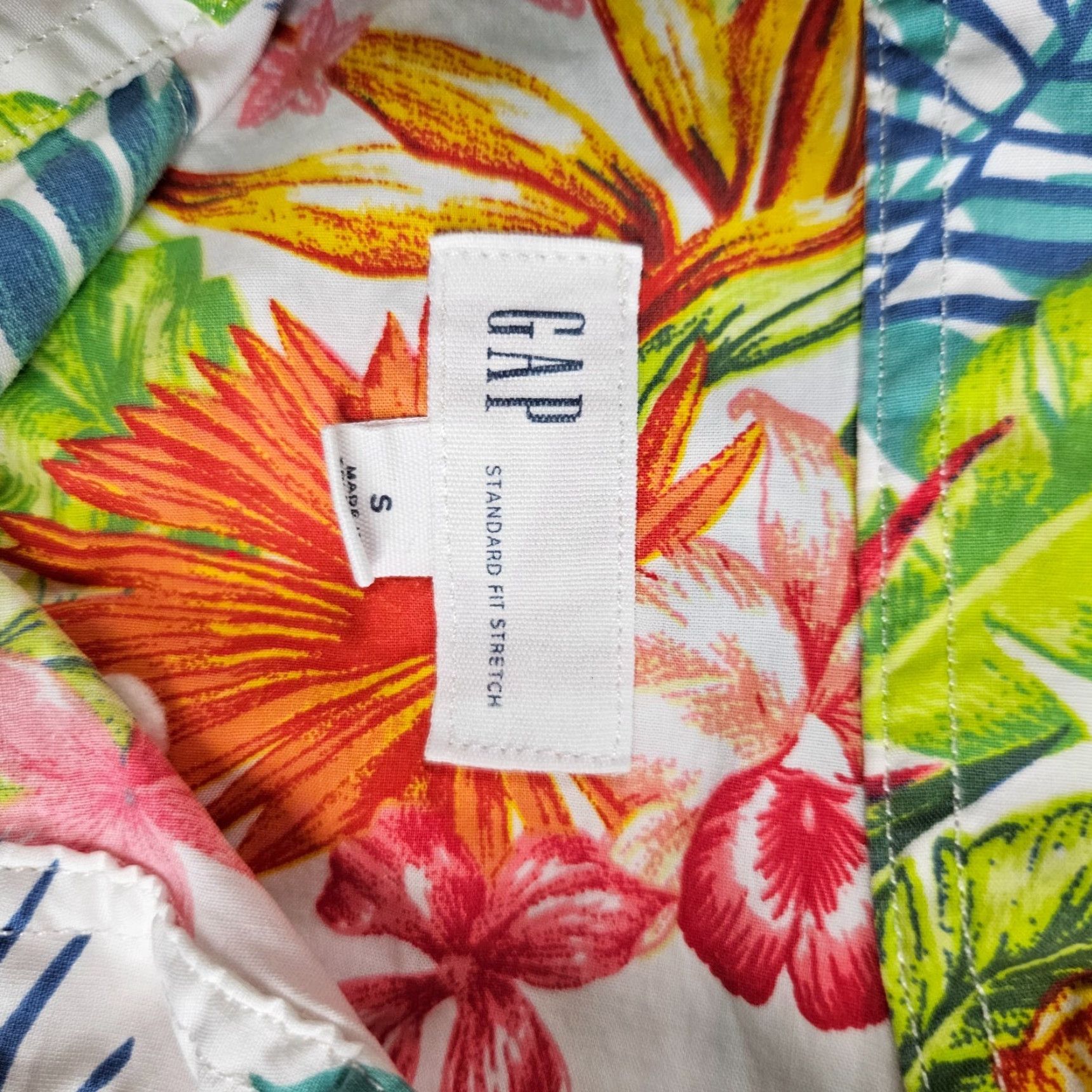 Gap Gap Mens Button Front Shirt Small Regular Green Floral Short Sleeve Shirt Mens Size US S / EU 44-46 / 1 - 4 Thumbnail
