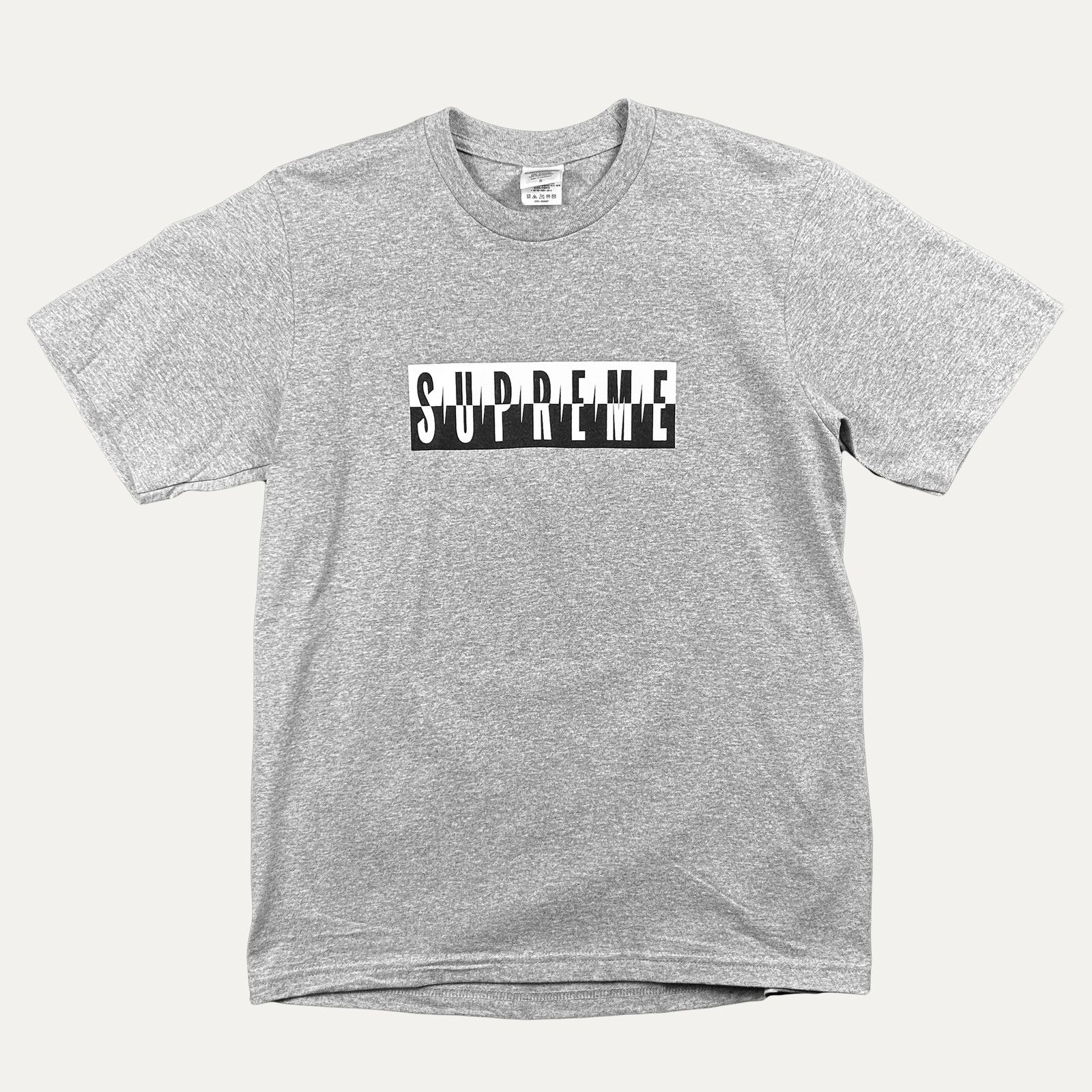Supreme Supreme Split Logo T-Shirt Size US L / EU 52-54 / 3 - 1 Thumbnail
