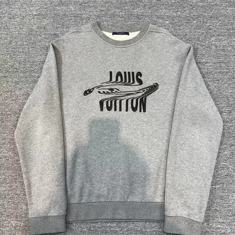 Louis Vuitton Louis Vuitton Gray Cotton Blend Sweatshirt for Men 0089 Size US XL / EU 56 / 4 - 1 Thumbnail
