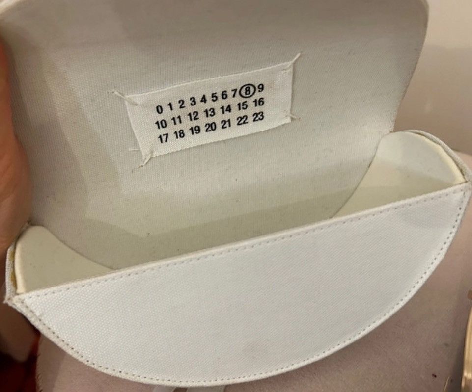 Maison Margiela ARCHIVE A/W 2008 INCOGNITO SUNGLASSES Size ONE SIZE - 8 Thumbnail