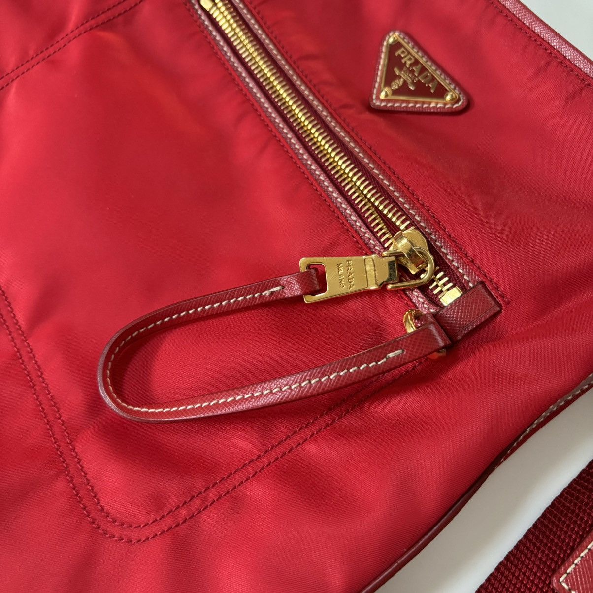 Prada Prada Red/Gold Nylon Crossbody Bag Size ONE SIZE - 5 Thumbnail
