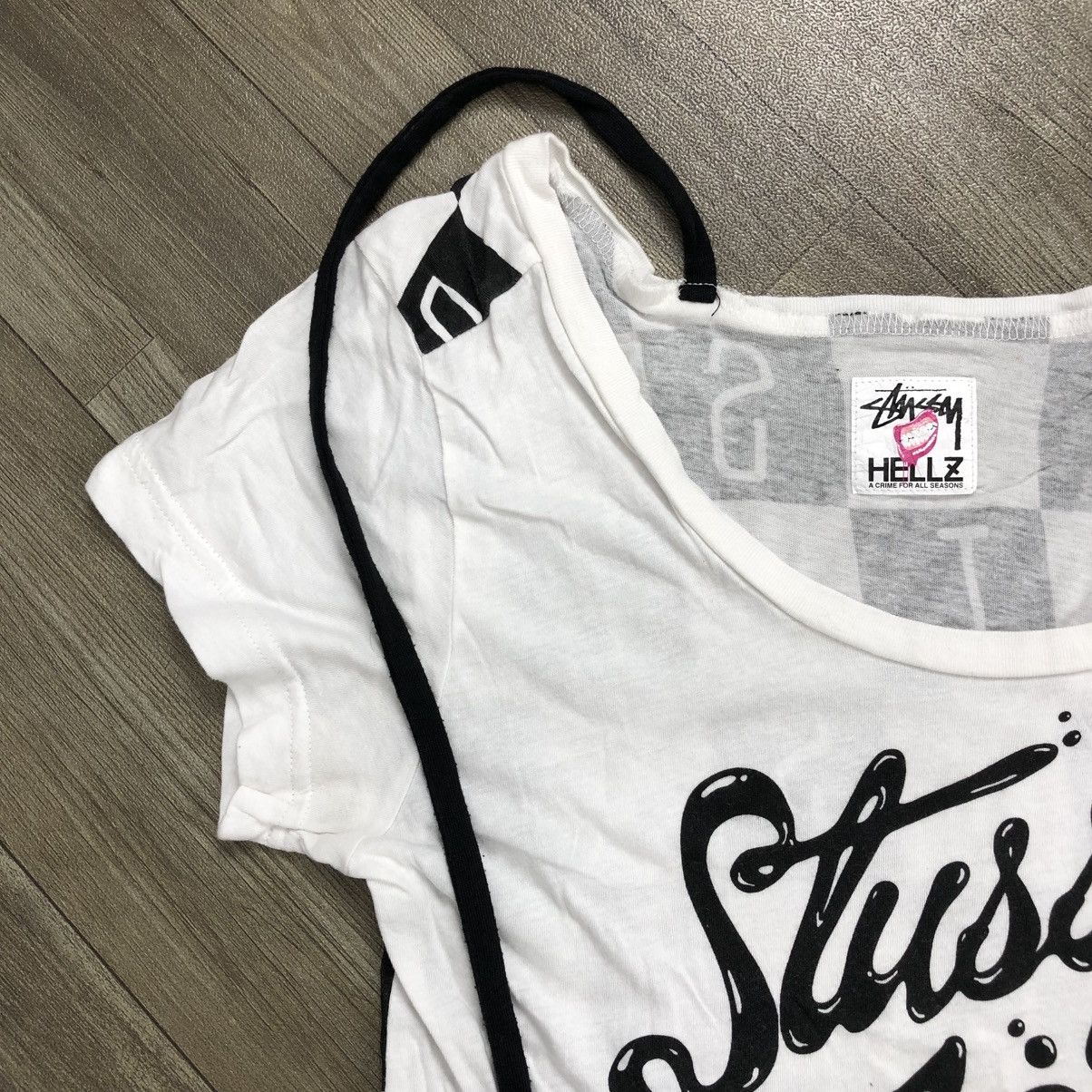 Stussy × Vintage 🫦Vintage Stussy Hellz "A Crime For All Season" White Tee Size M / US 6-8 / IT 42-44 - 6 Thumbnail