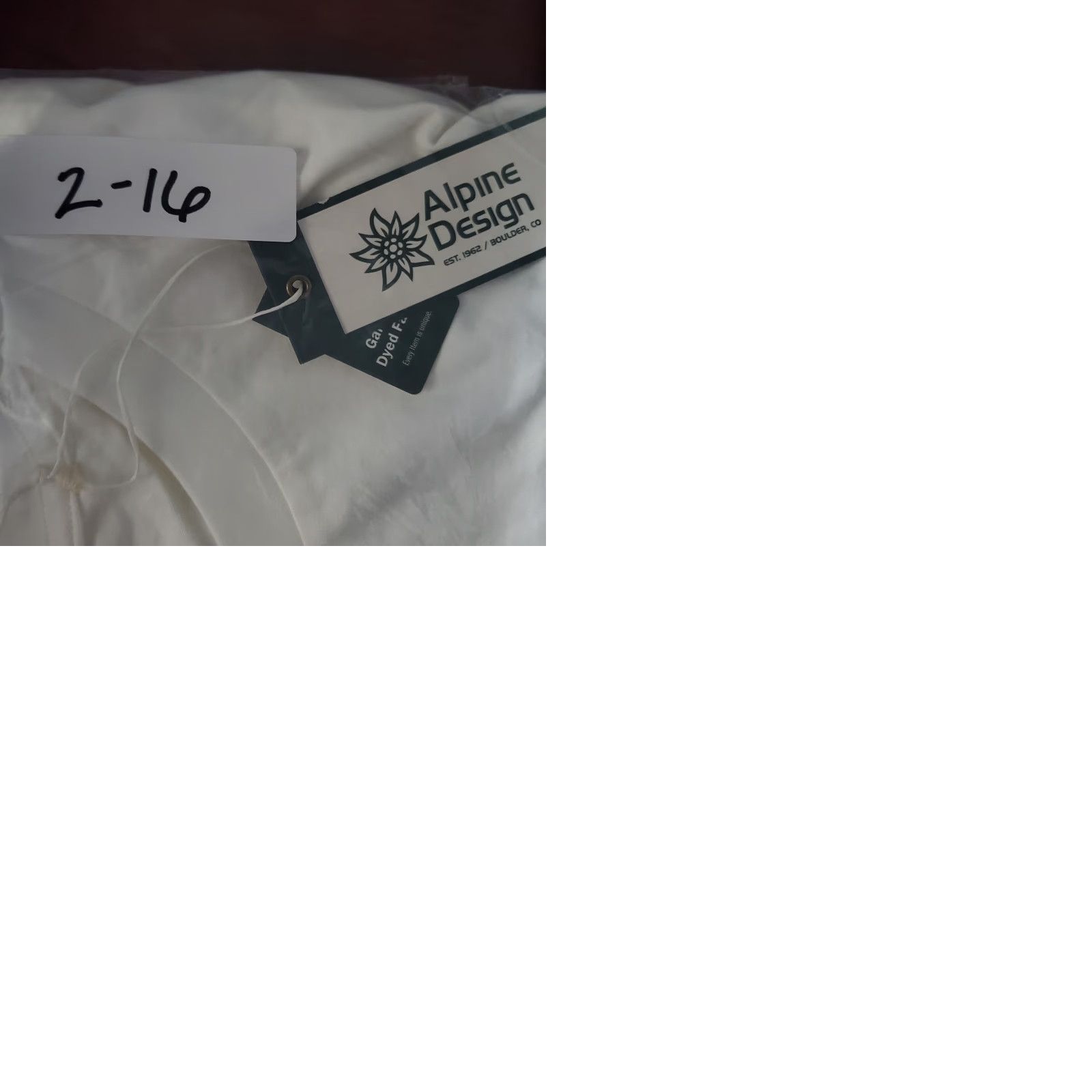 Vintage VINTAGE Alpine Design Rock y Mountains Graphic Tee Men XXL White Hike Short Sleeve UPF 30 Size US 39 - 9 Thumbnail