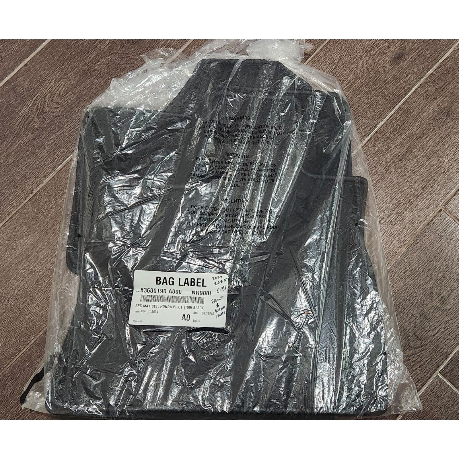 Honda 2024 Honda Pilot OEM Carpet Floor Mats 3Piece Set Size ONE SIZE - 1 Thumbnail
