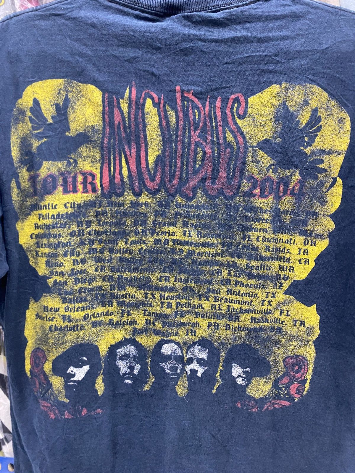 Band Tees TOUR INCUBUS 2004 Size US M / EU 48-50 / 2 - 7 Thumbnail