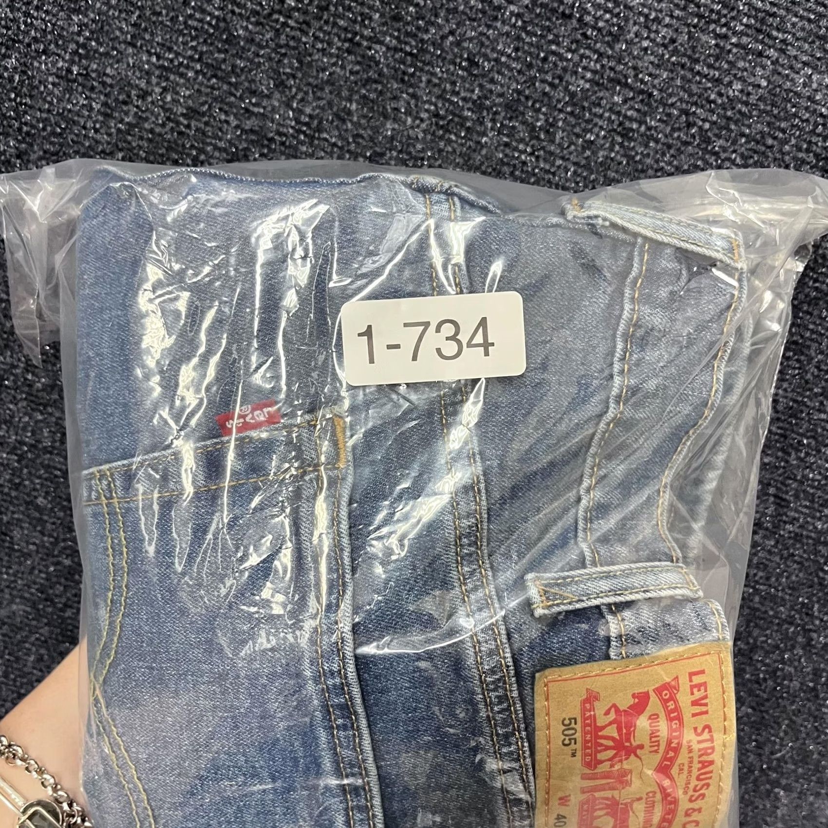 Levi's Levi's 505 Jeans Mens 40x32 Blue Medium Wash Straight Zip Regular WaterLess Denim Pants Size US 40 / EU 56 - 8 Thumbnail