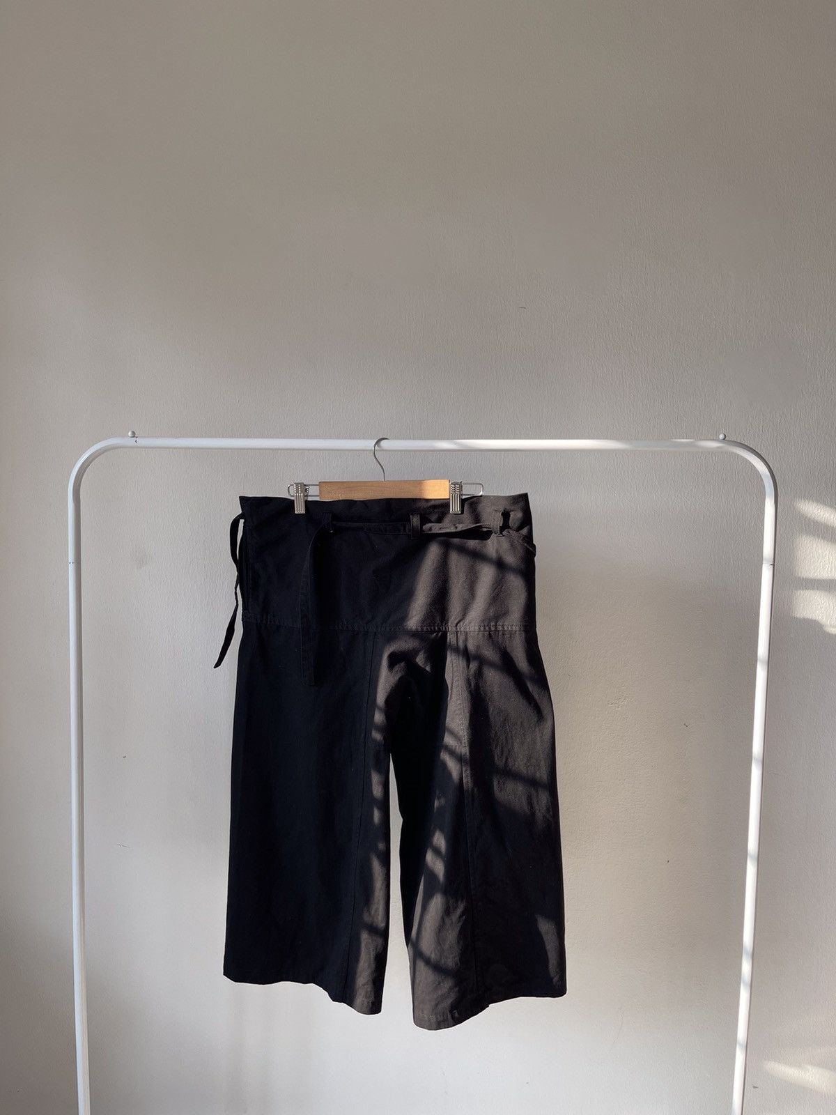 Comme des Garcons Homme AD2004 Junya Watanabe Asymmetric Jorts Style Pants Size US 34 / EU 50 - 9 Thumbnail