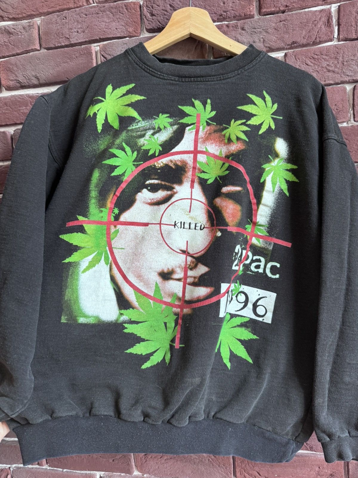 Band Tees Rare 2Pac Marijuana 00s Vintage Rap Band Sweatshirt Tupac y2 Size US L / EU 52-54 / 3 - 5 Thumbnail