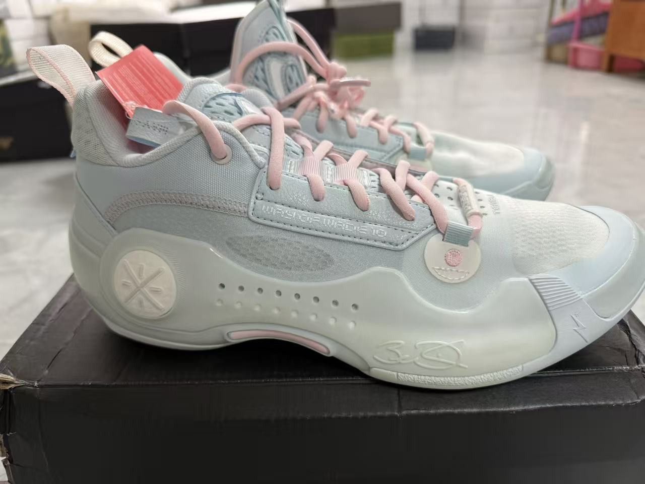 Li-Ning Li Ning Low-Top Sneakers Size US 9 / EU 42 - 5 Thumbnail